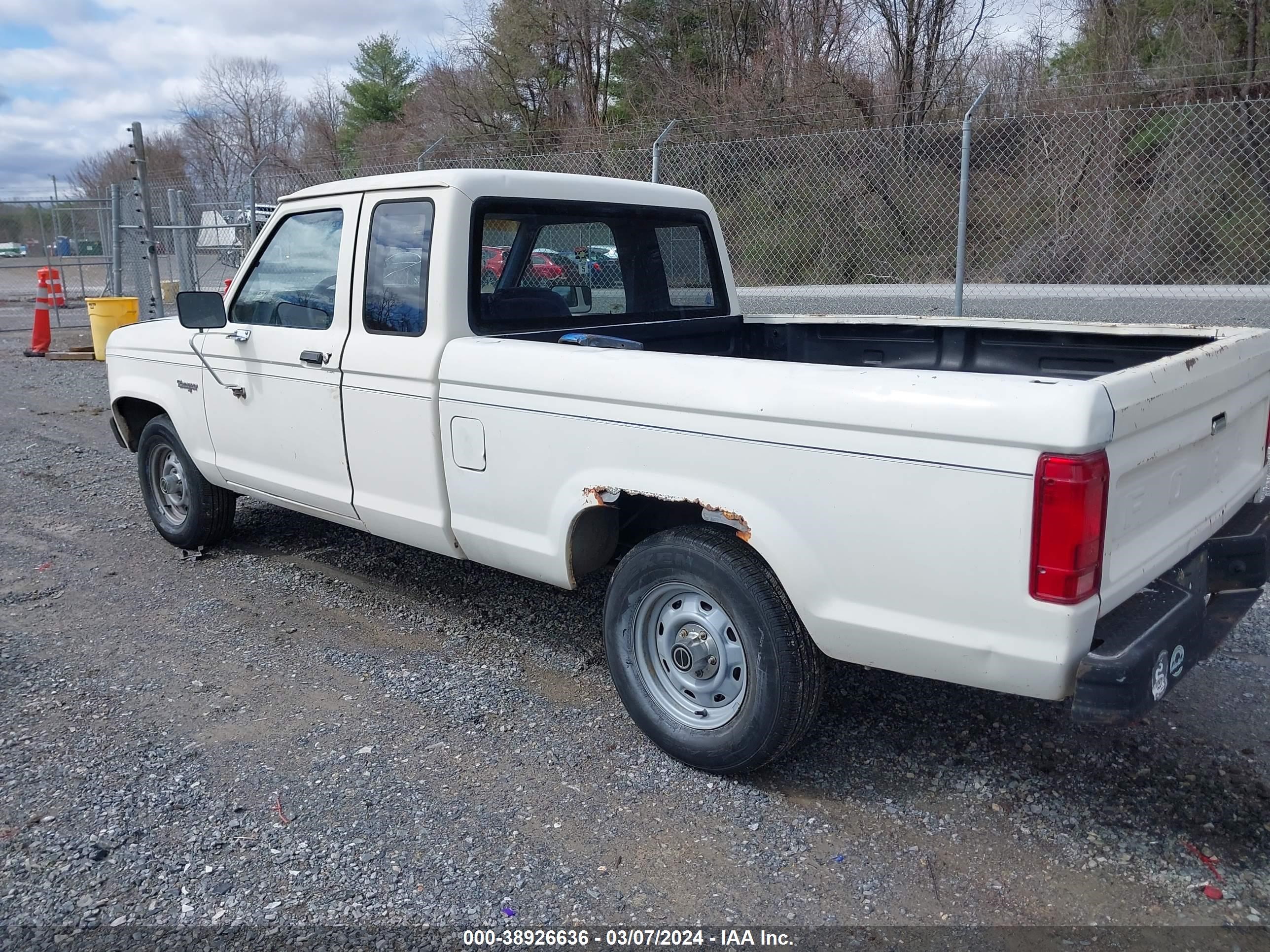 Photo 2 VIN: 1FTCR14T8HPA99330 - FORD RANGER 