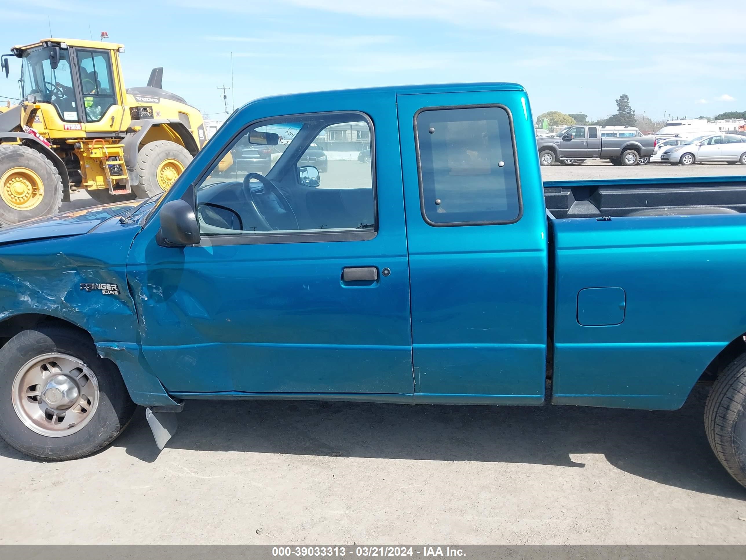 Photo 13 VIN: 1FTCR14U2VPA69809 - FORD RANGER 