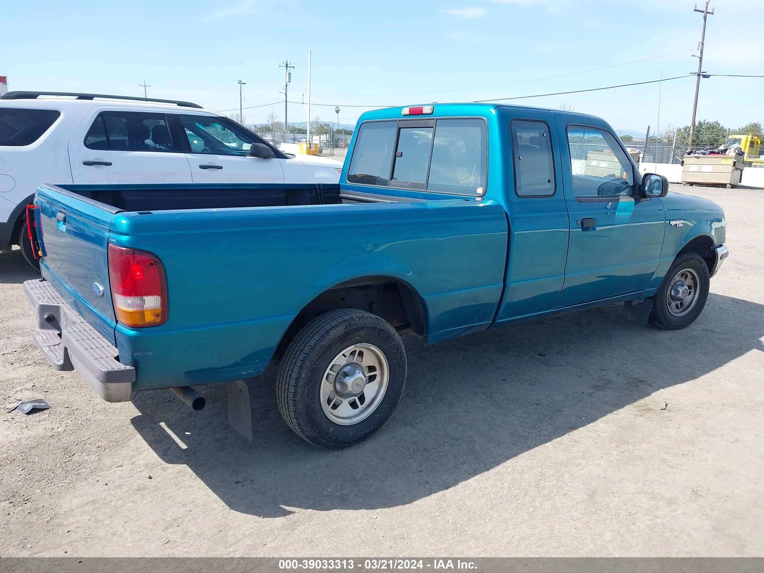 Photo 3 VIN: 1FTCR14U2VPA69809 - FORD RANGER 