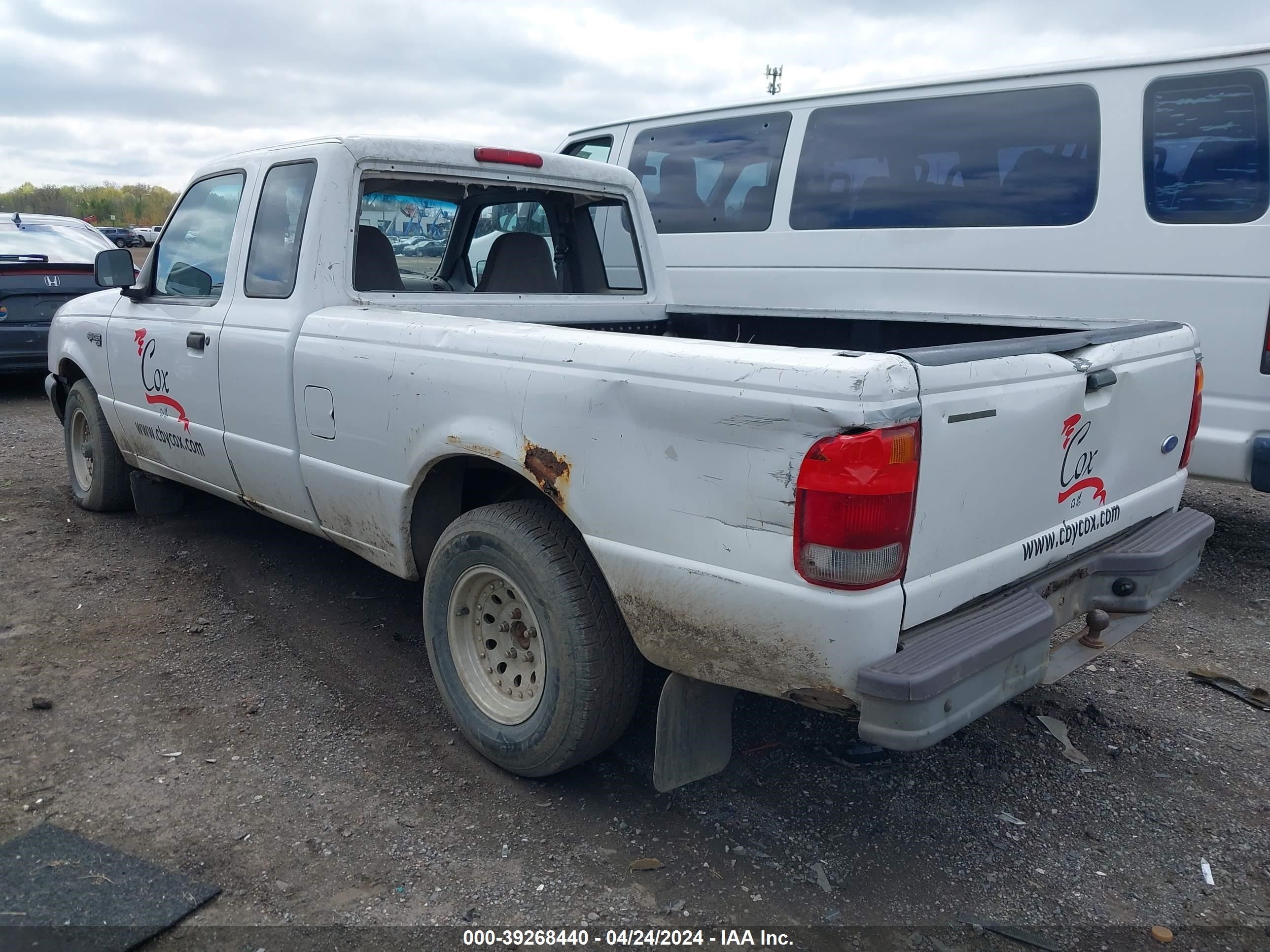 Photo 2 VIN: 1FTCR14U6VTA08812 - FORD RANGER 