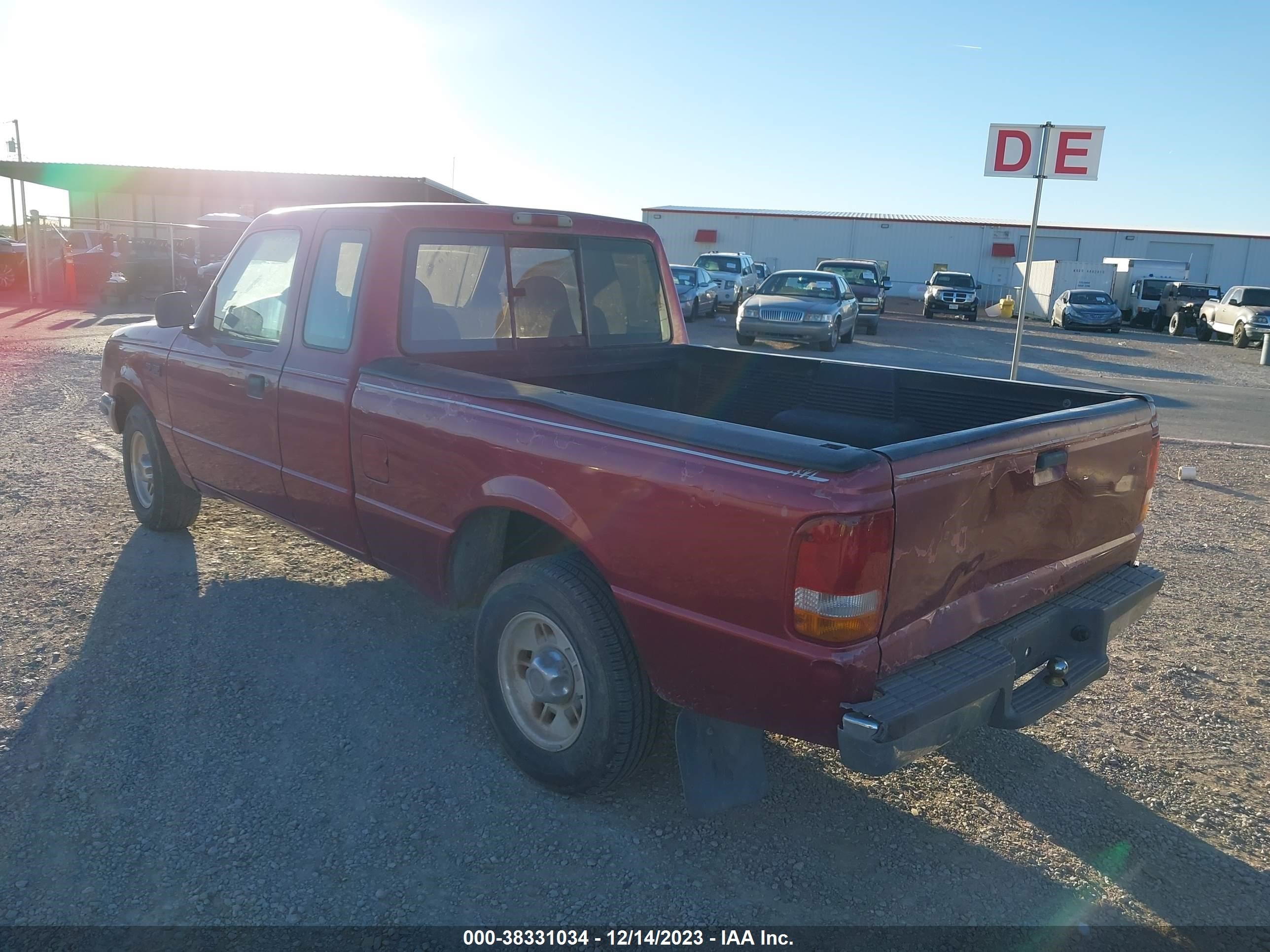 Photo 2 VIN: 1FTCR14UXTTA72638 - FORD RANGER 