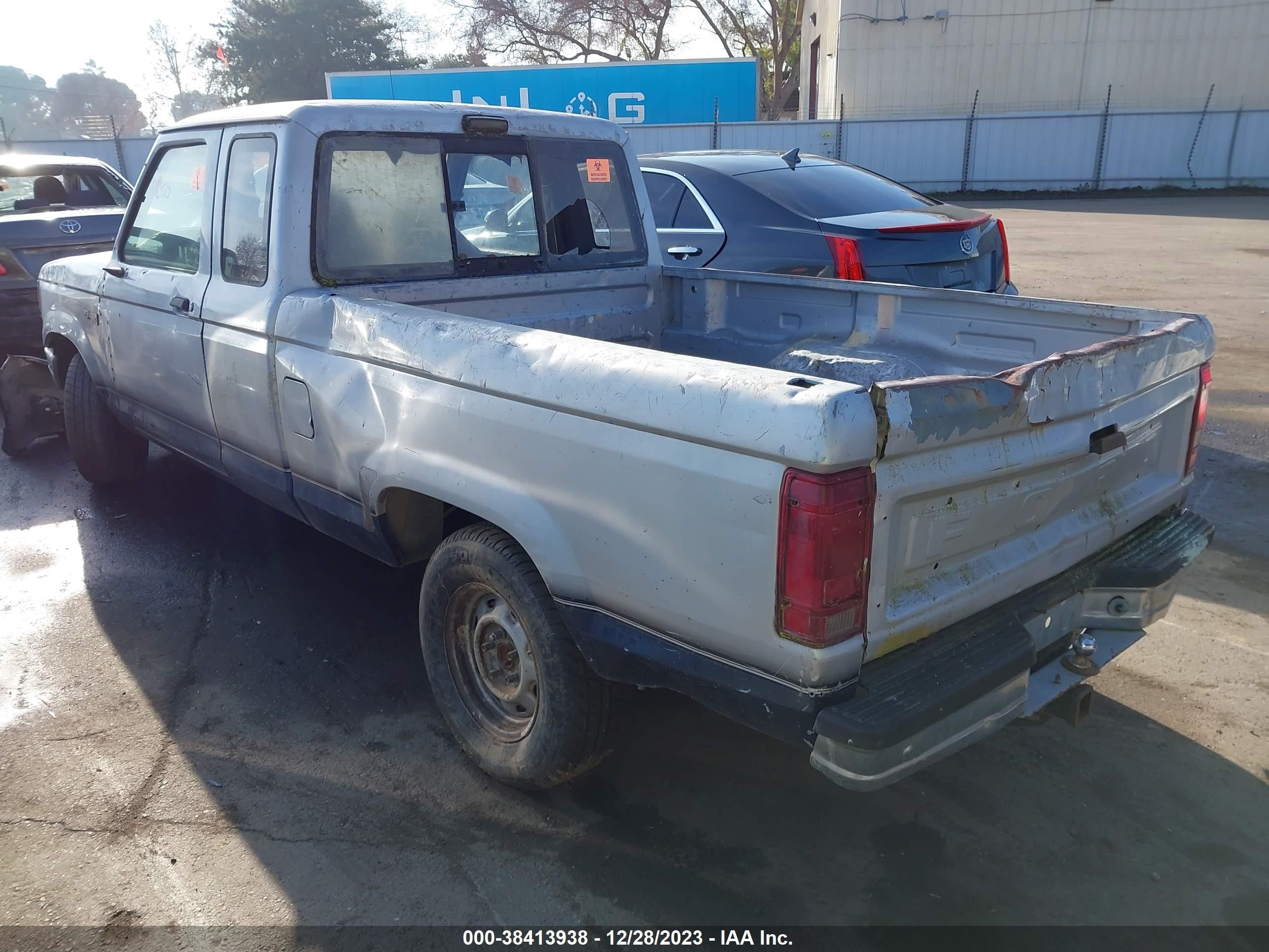 Photo 2 VIN: 1FTCR14X5NPA23935 - FORD RANGER 