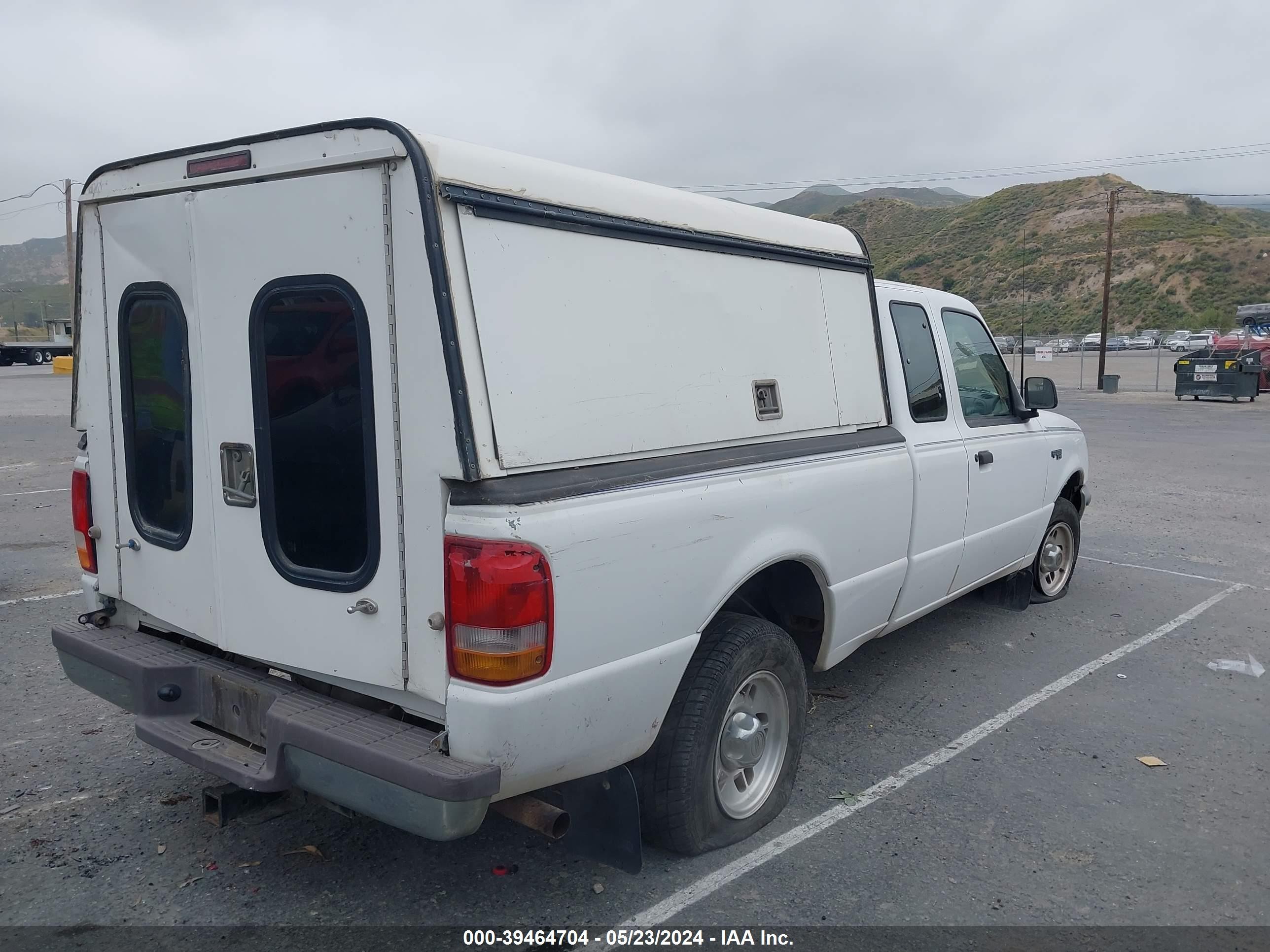 Photo 3 VIN: 1FTCR14X5TPA57029 - FORD RANGER 