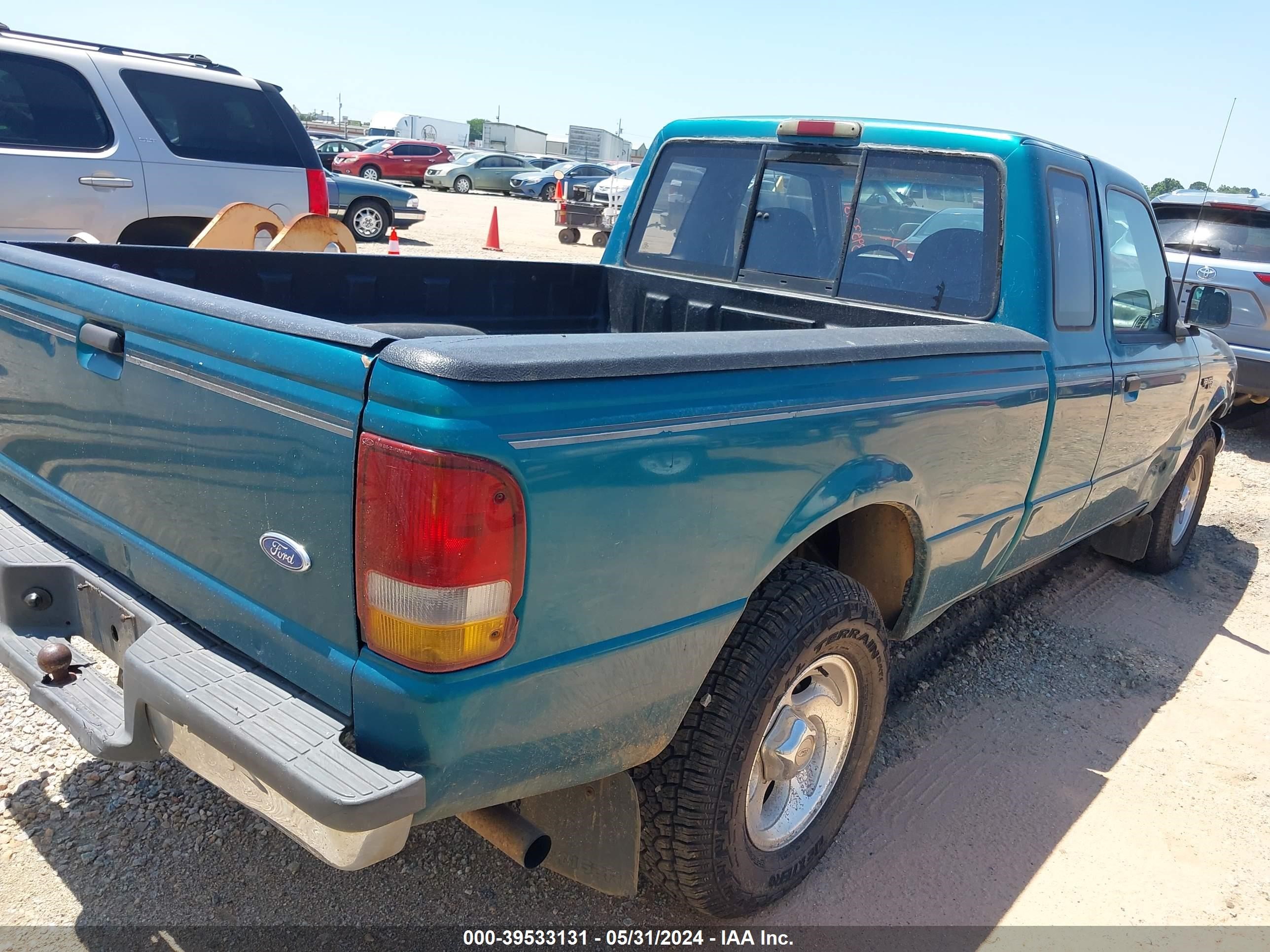 Photo 3 VIN: 1FTCR14X6RPC31084 - FORD RANGER 