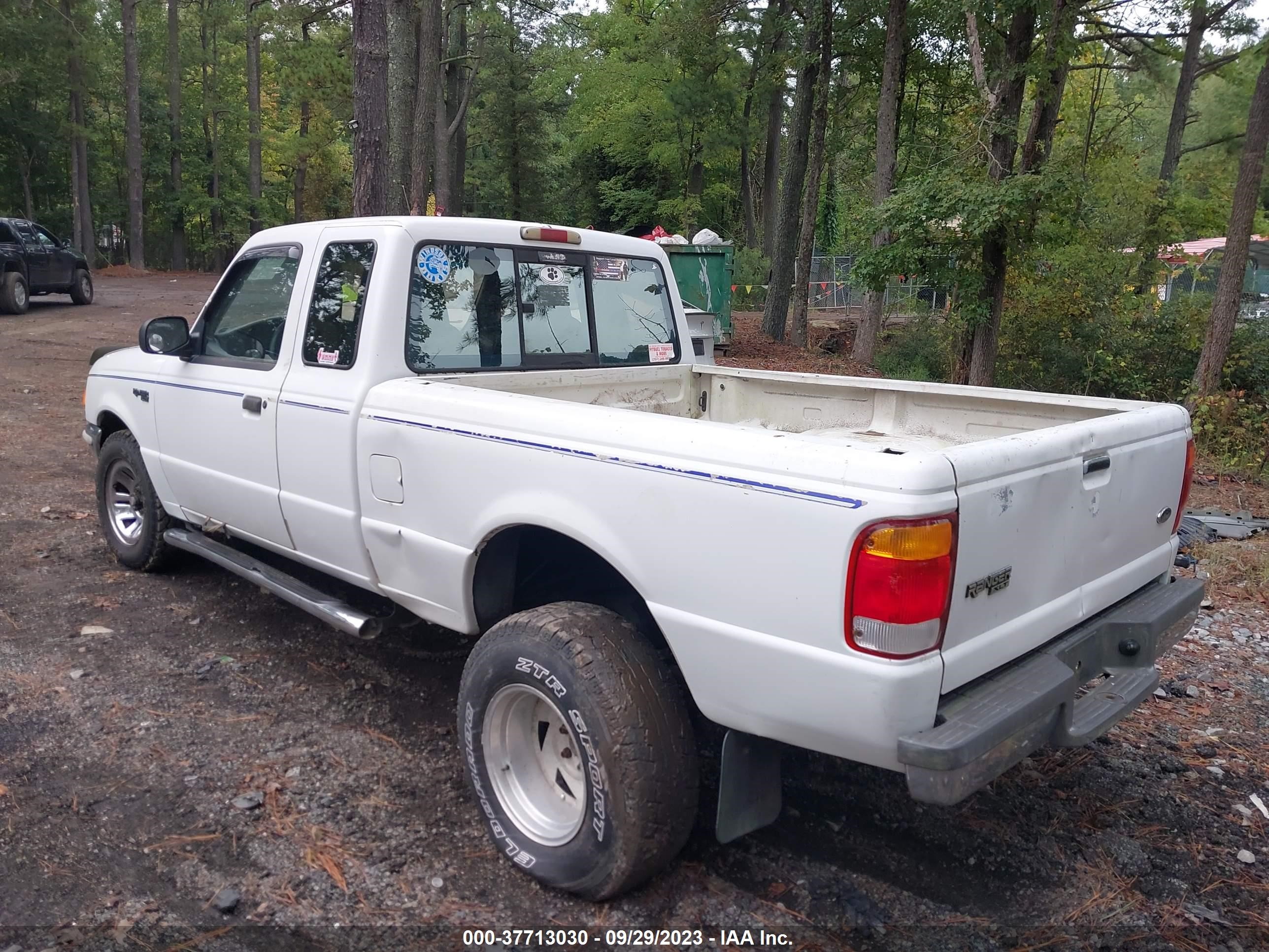 Photo 2 VIN: 1FTCR14X6VTA10196 - FORD RANGER 