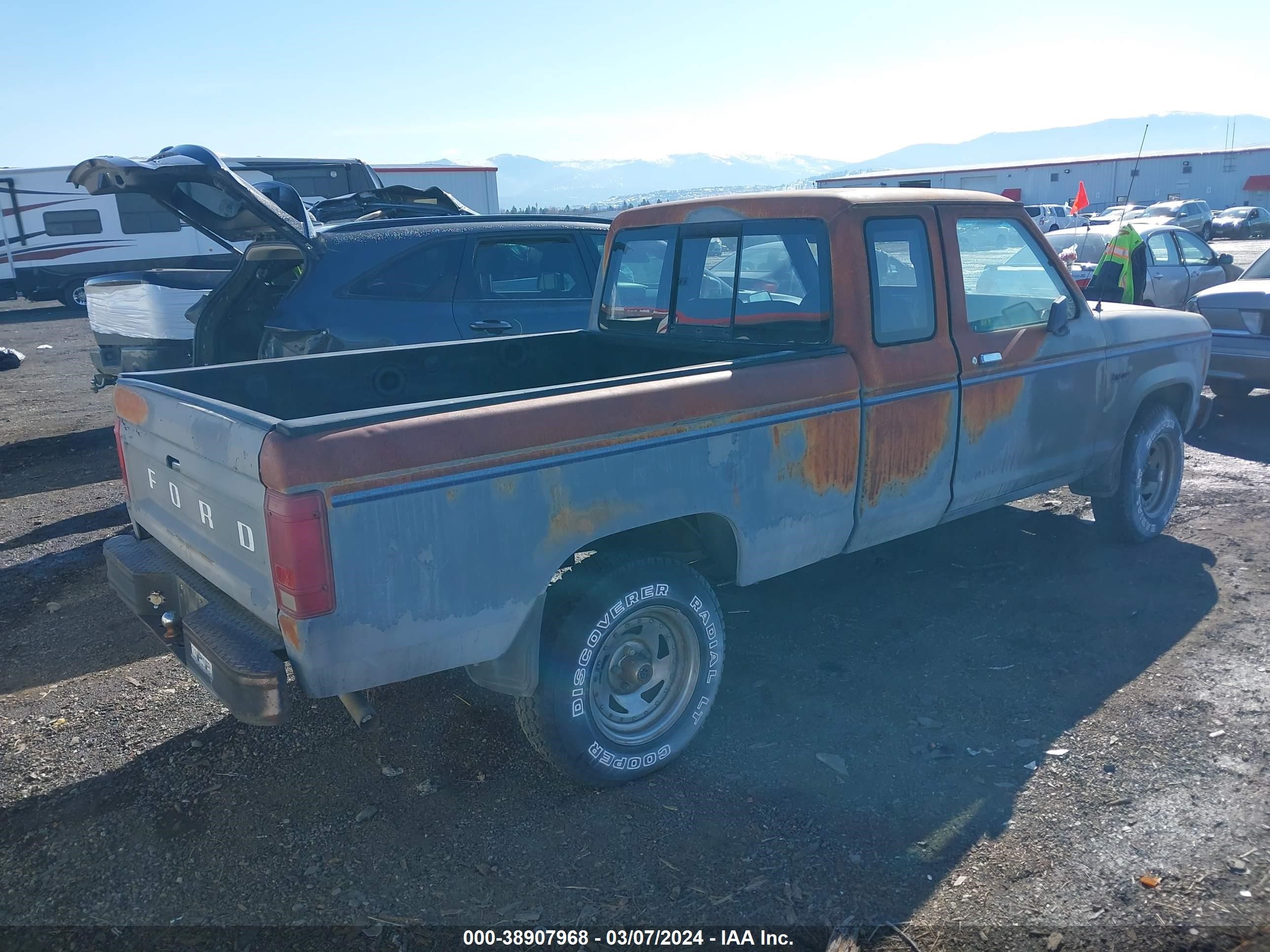 Photo 3 VIN: 1FTCR15A8GPA56814 - FORD RANGER 