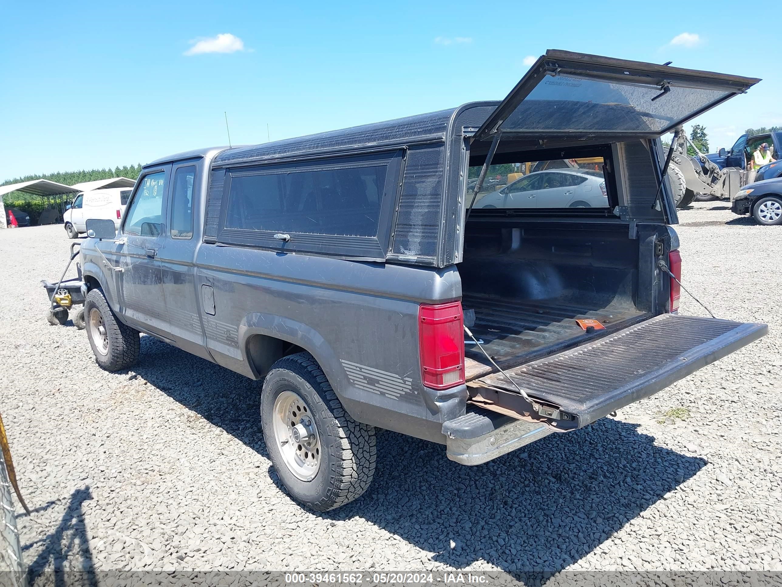 Photo 2 VIN: 1FTCR15T6NPA01132 - FORD RANGER 