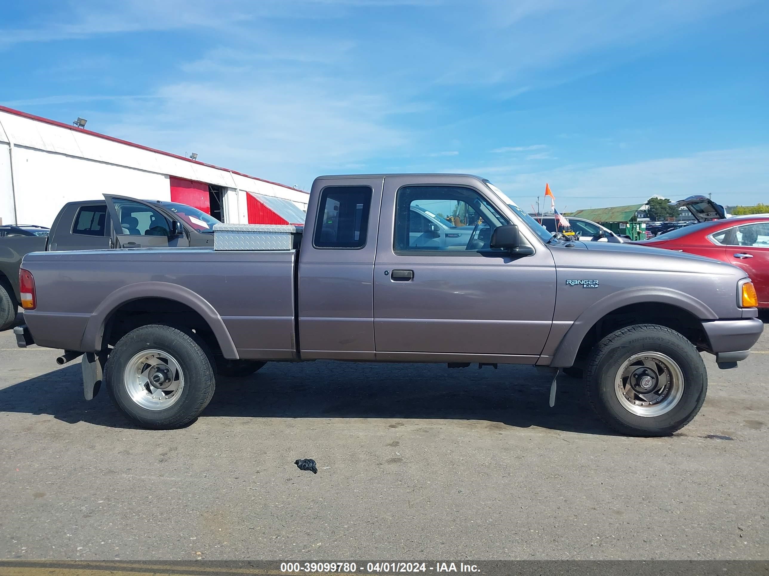 Photo 12 VIN: 1FTCR15U2VPA70585 - FORD RANGER 