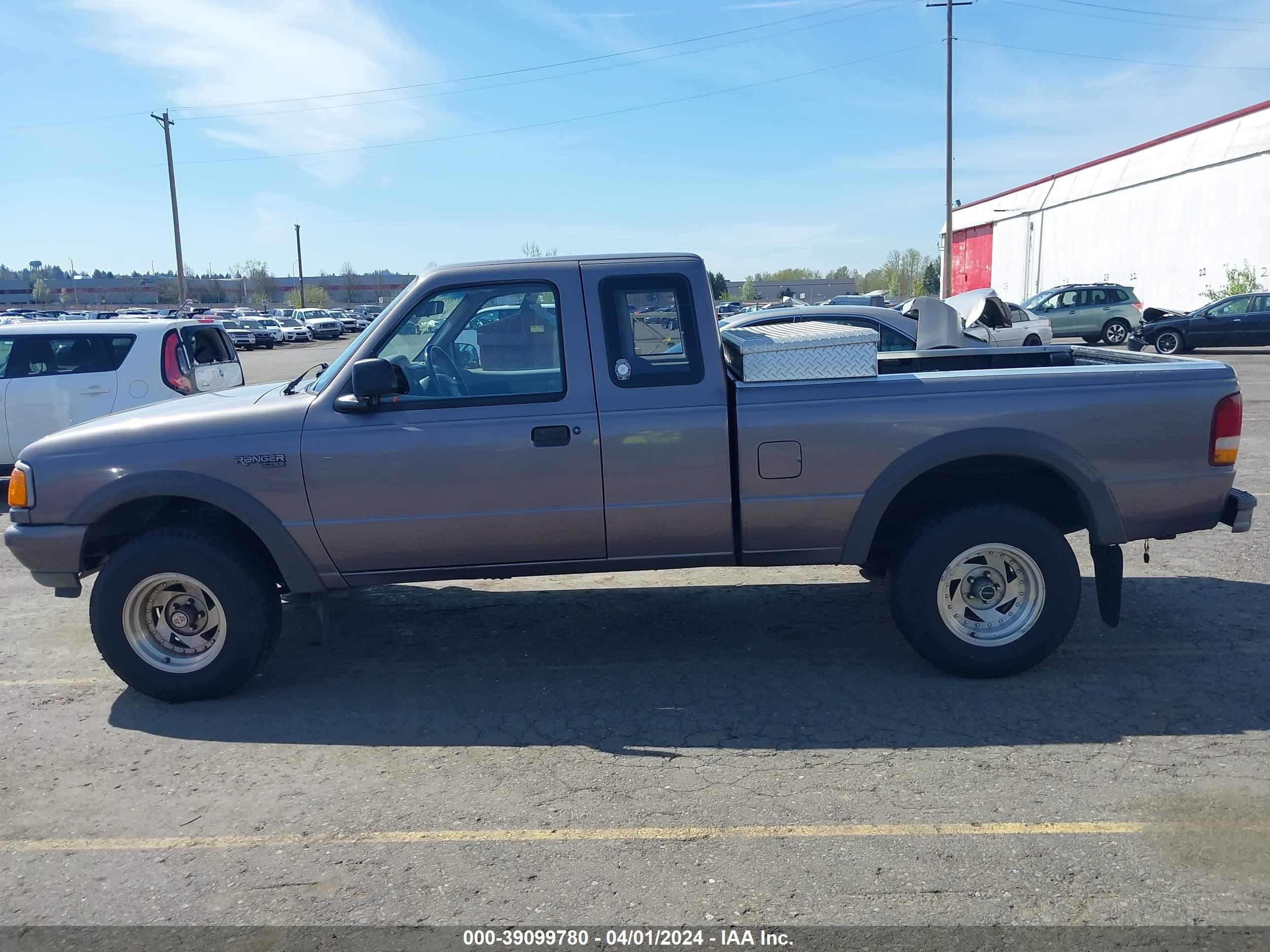 Photo 13 VIN: 1FTCR15U2VPA70585 - FORD RANGER 