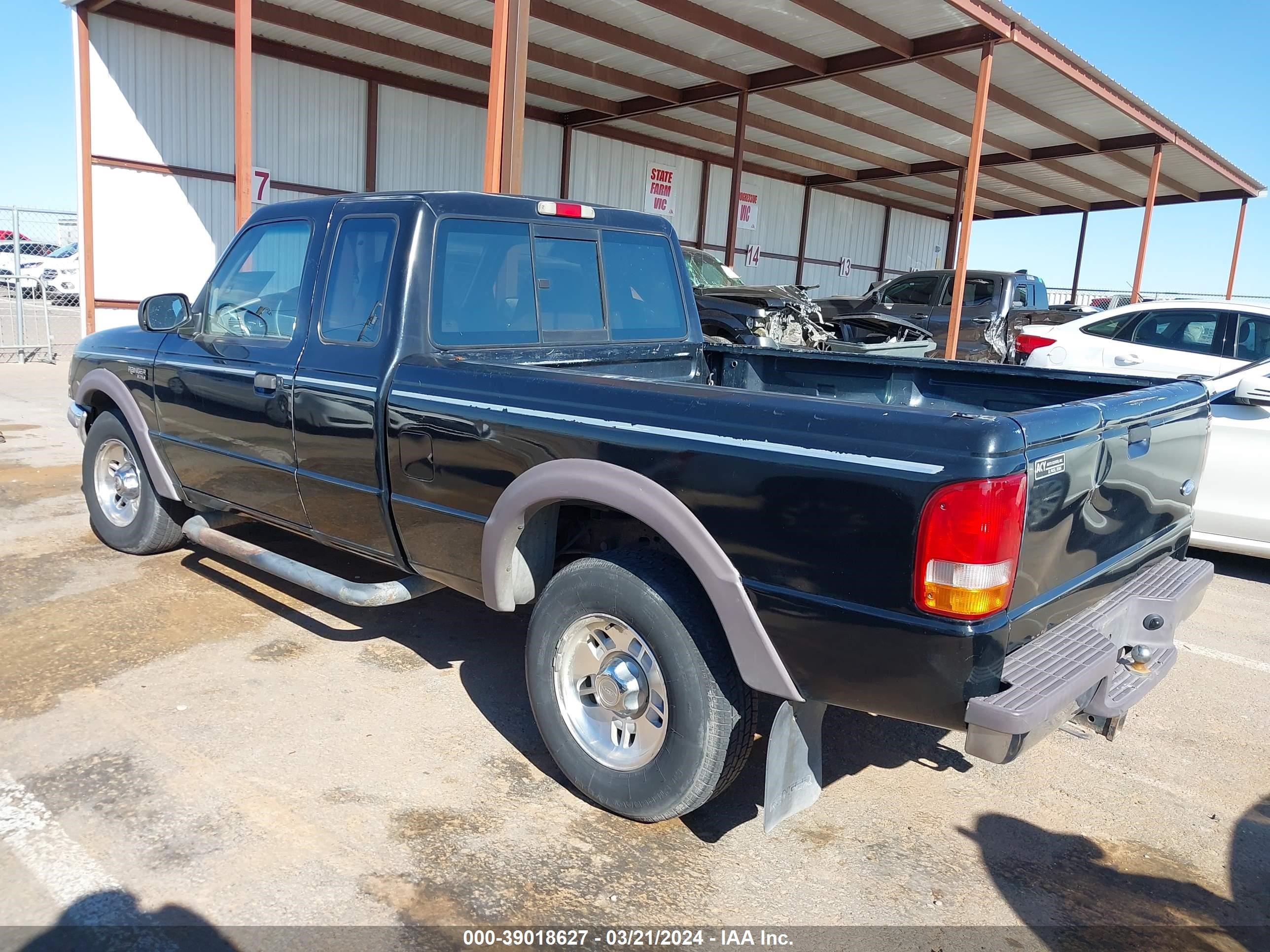 Photo 2 VIN: 1FTCR15X6VTA35629 - FORD RANGER 