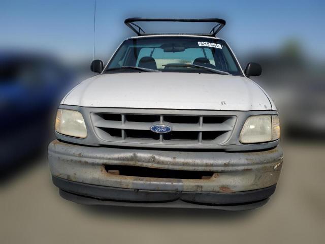 Photo 4 VIN: 1FTDF1722WKA02200 - FORD F150 