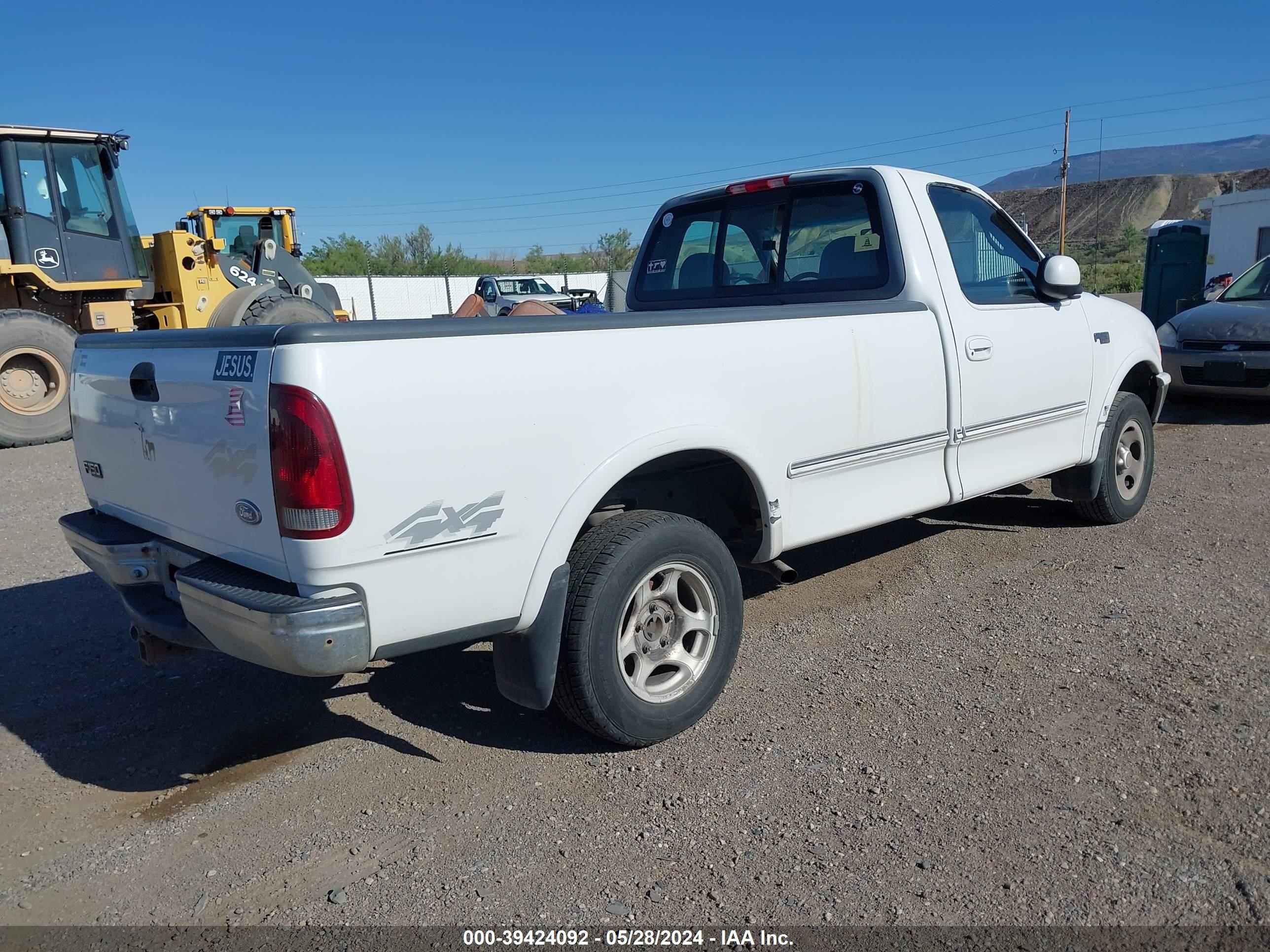 Photo 3 VIN: 1FTDF1861VNA08892 - FORD F-150 