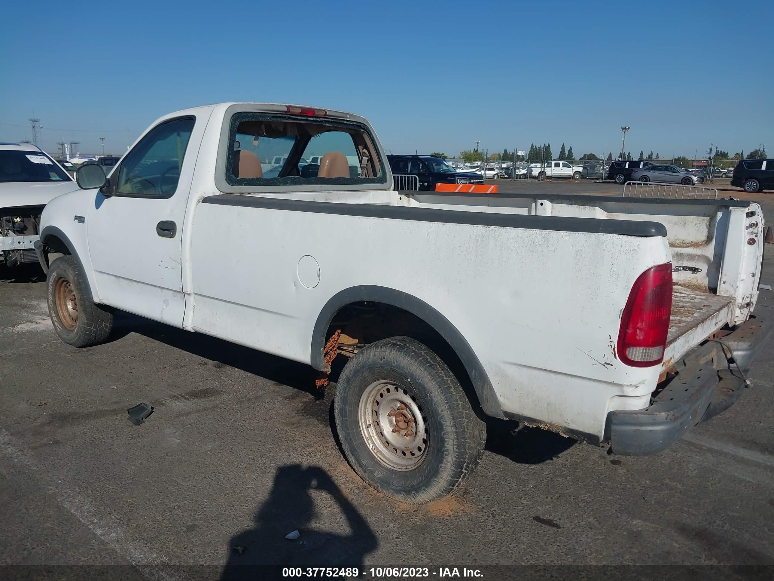 Photo 2 VIN: 1FTDF1868VKD59476 - FORD F-150 