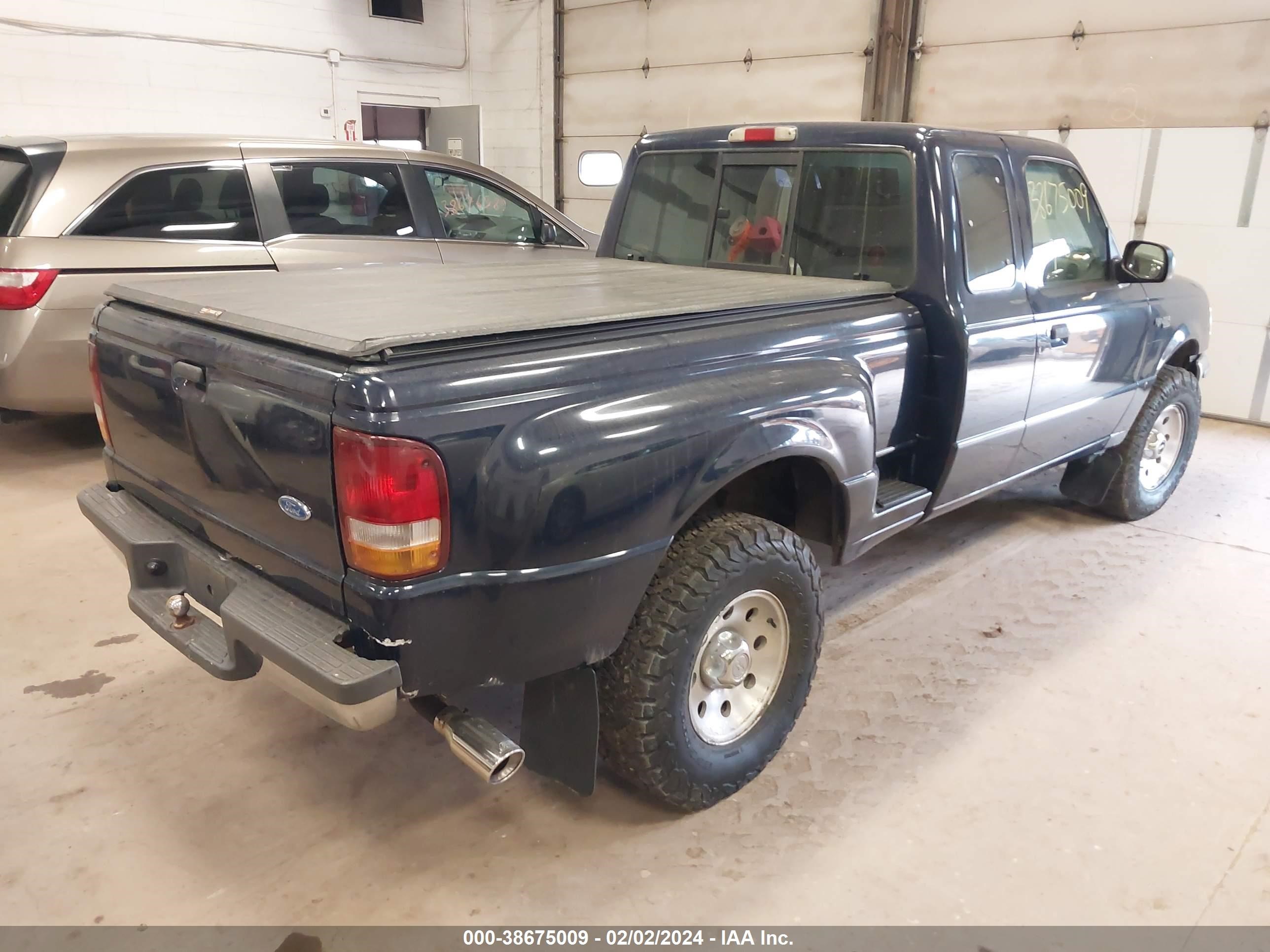 Photo 3 VIN: 1FTDR15U2VPA61065 - FORD RANGER 