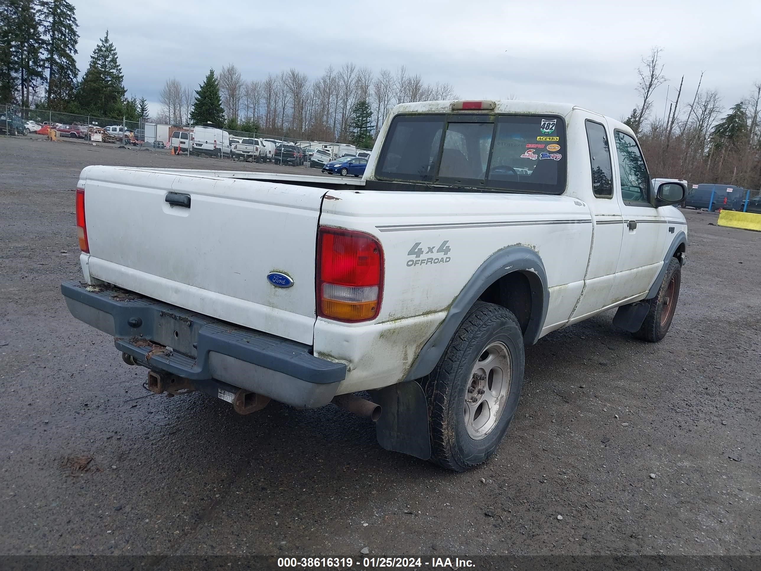 Photo 3 VIN: 1FTDR15X2RPA62605 - FORD RANGER 