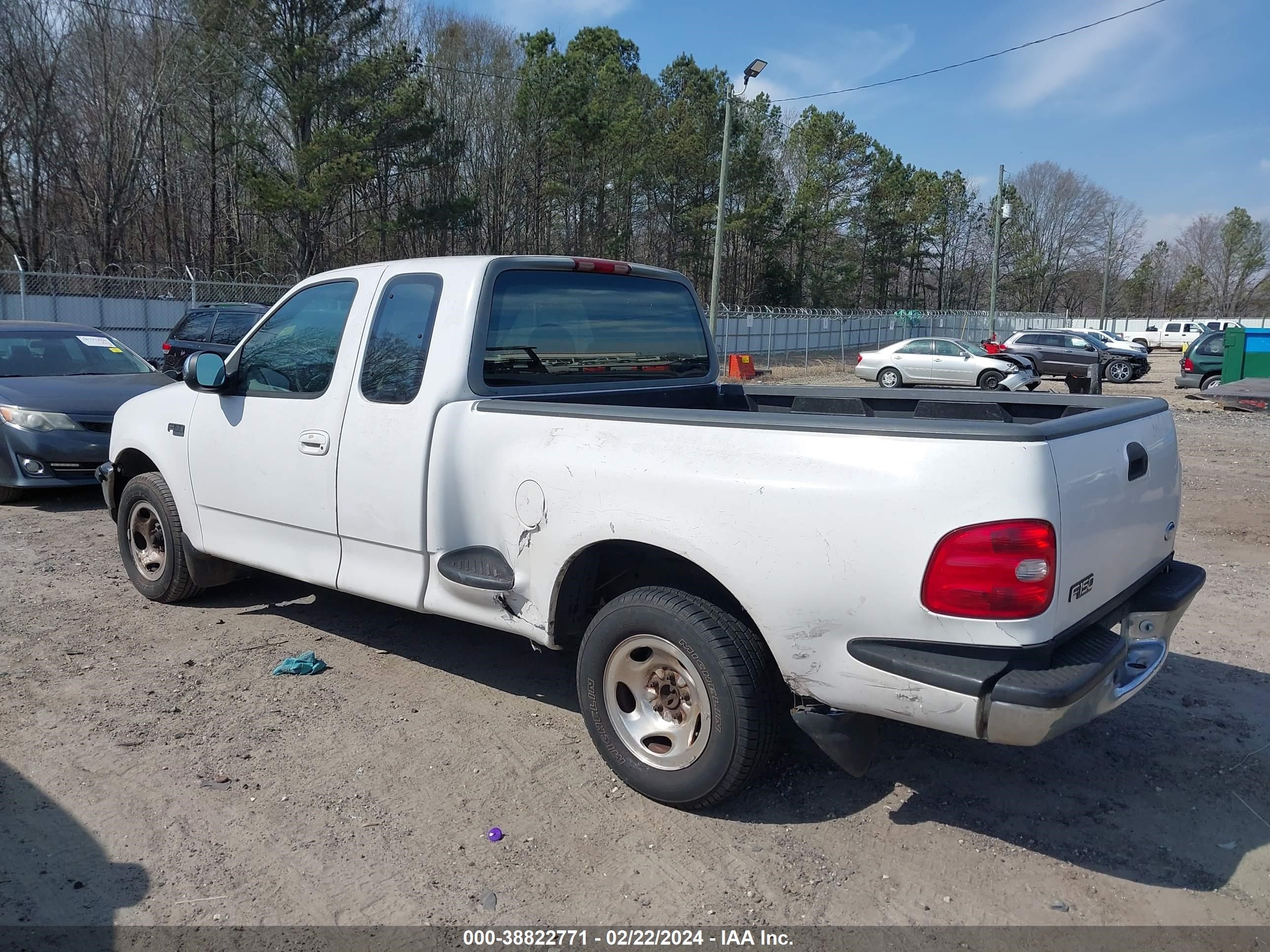 Photo 5 VIN: 1FTDX0762VKC74013 - FORD F-150 