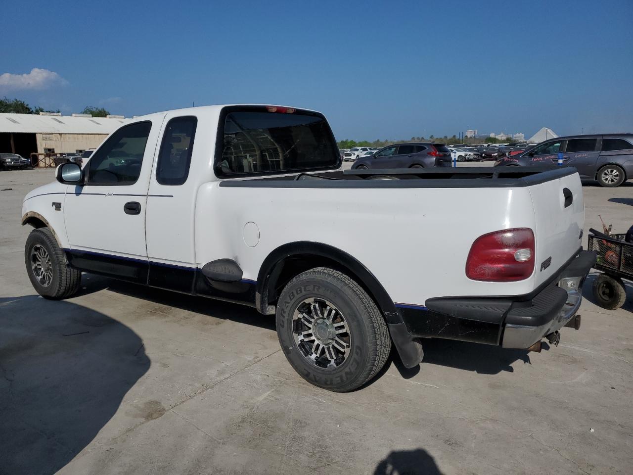 Photo 1 VIN: 1FTDX0767VKA88564 - FORD F-150 