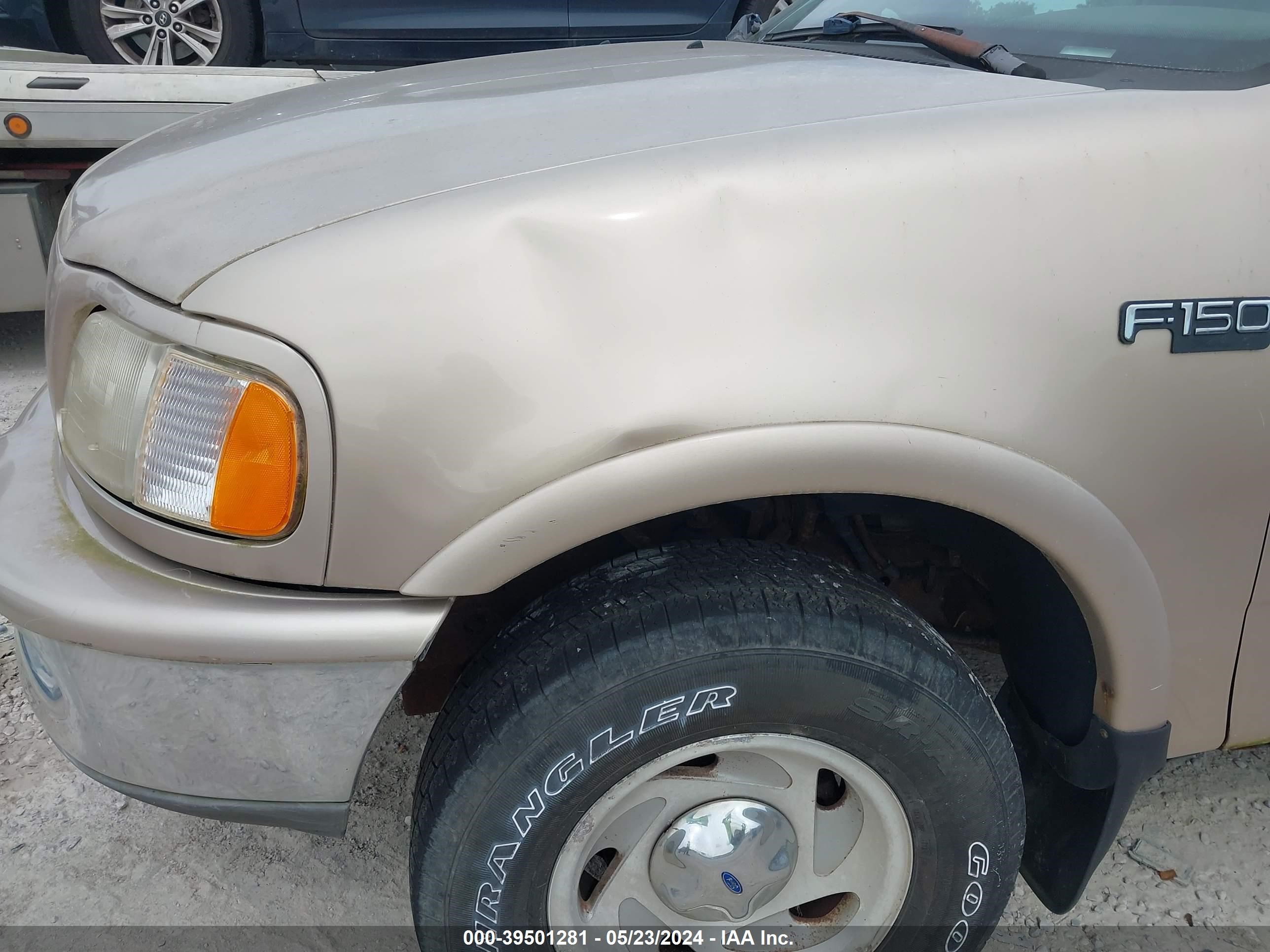 Photo 5 VIN: 1FTDX08W3VKC05202 - FORD F-150 