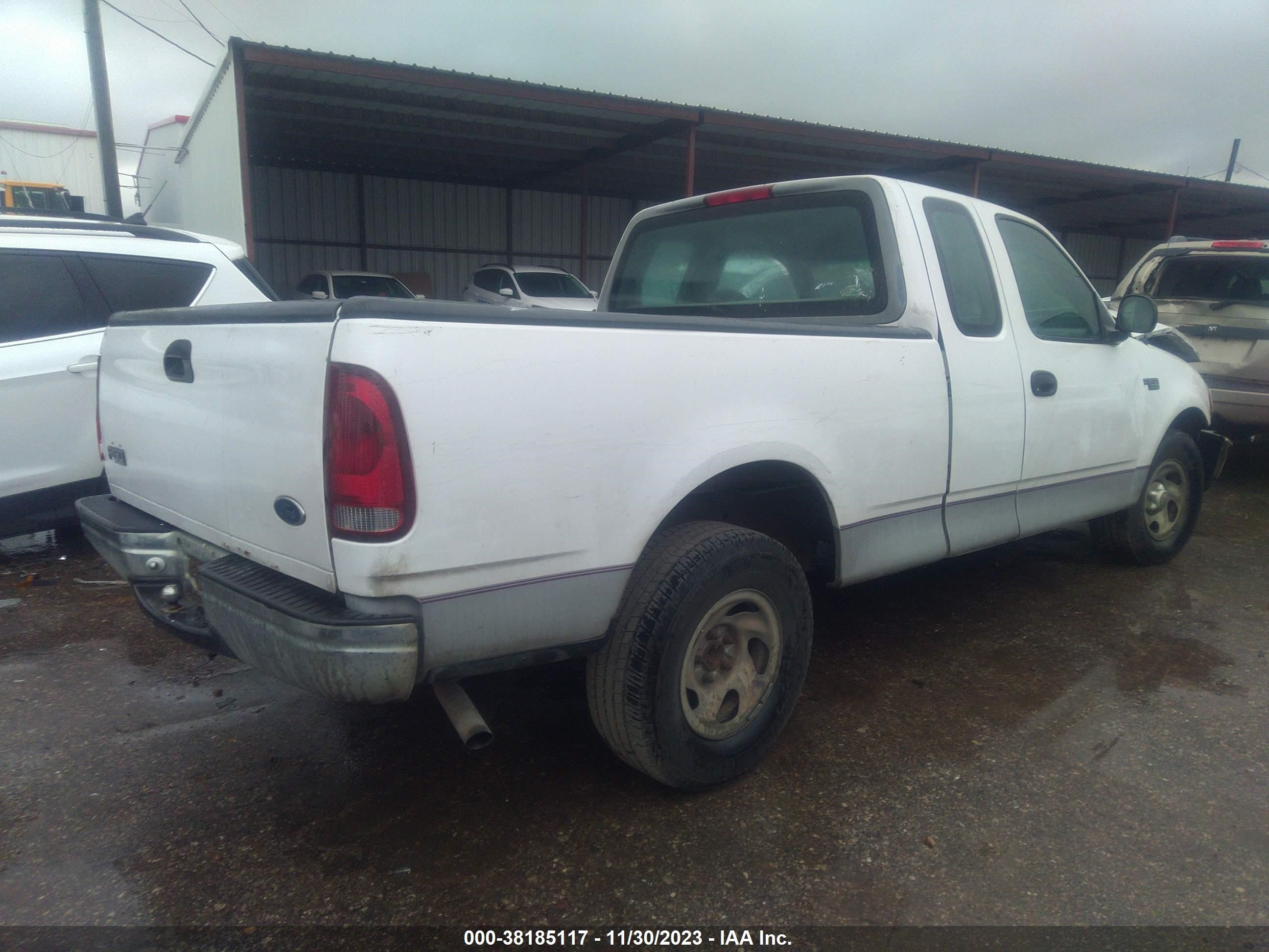 Photo 3 VIN: 1FTDX1722WNA11829 - FORD F-150 