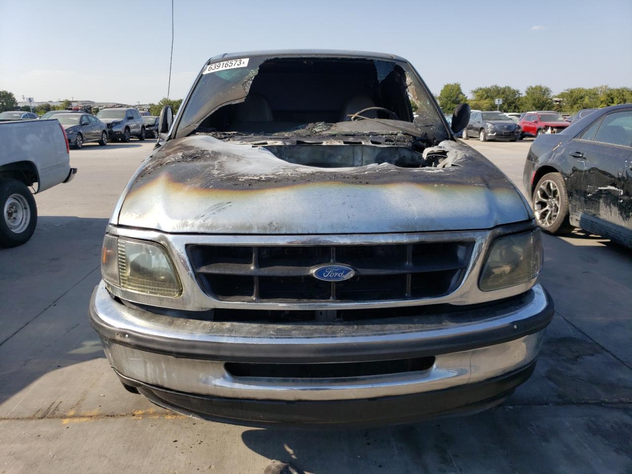 Photo 4 VIN: 1FTDX1723VNB38314 - FORD F-150 