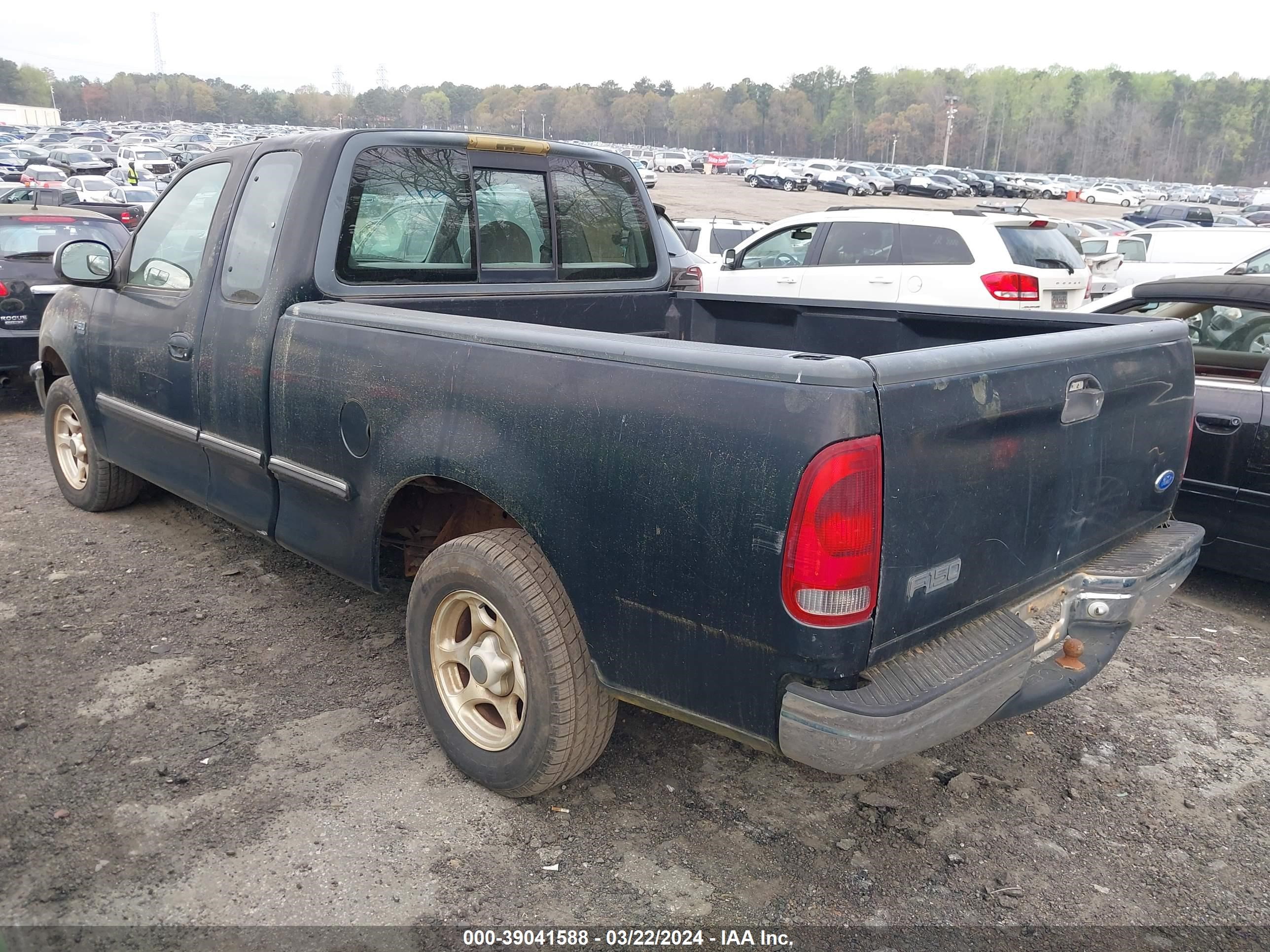 Photo 2 VIN: 1FTDX1725VNB44826 - FORD F-150 