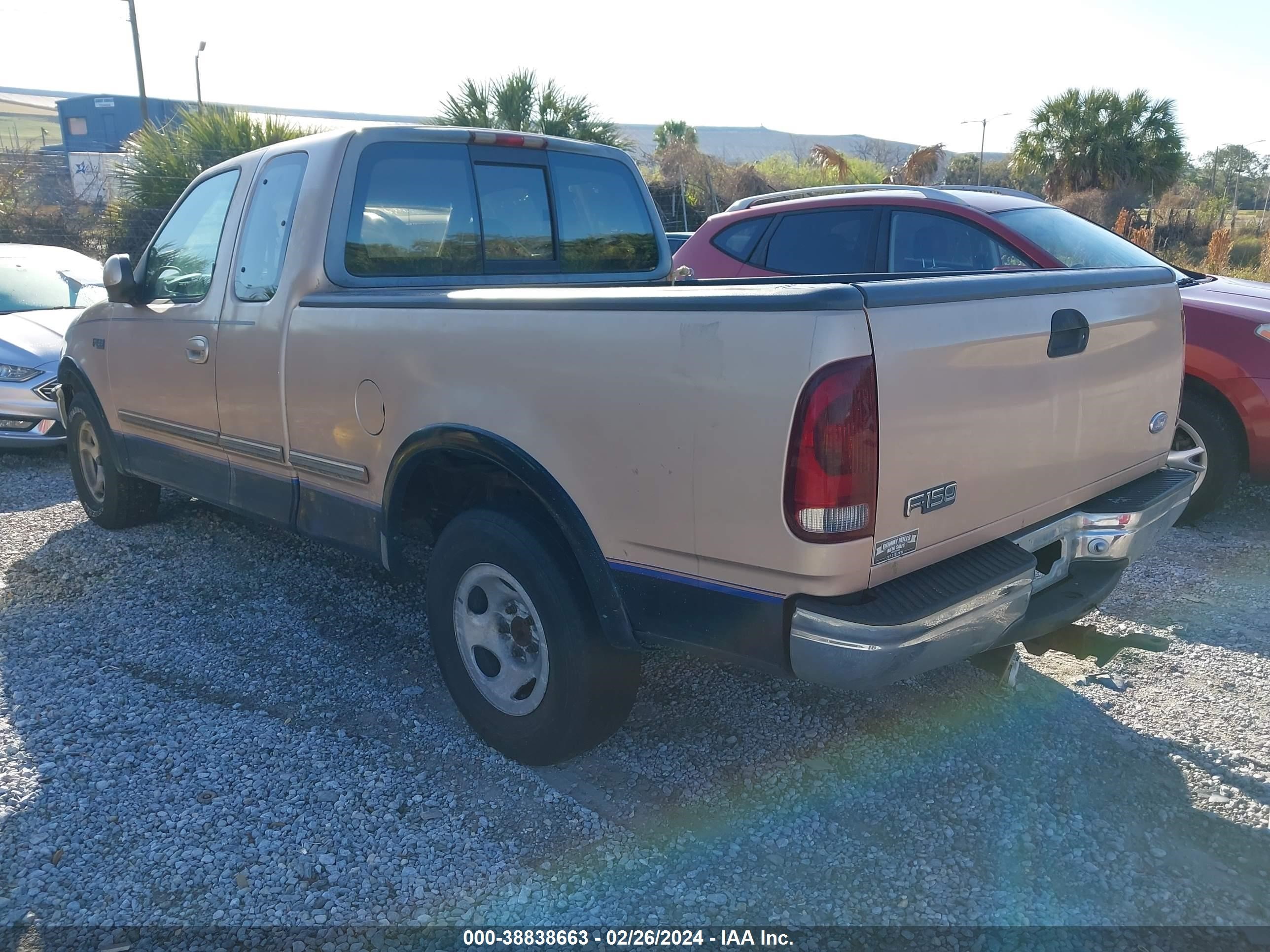 Photo 2 VIN: 1FTDX1763VNB03940 - FORD F-150 