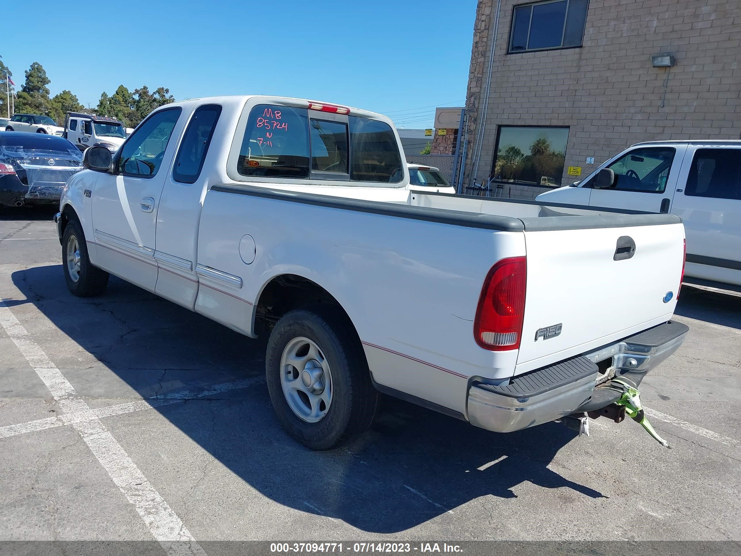 Photo 2 VIN: 1FTDX1768VKC86530 - FORD F-150 