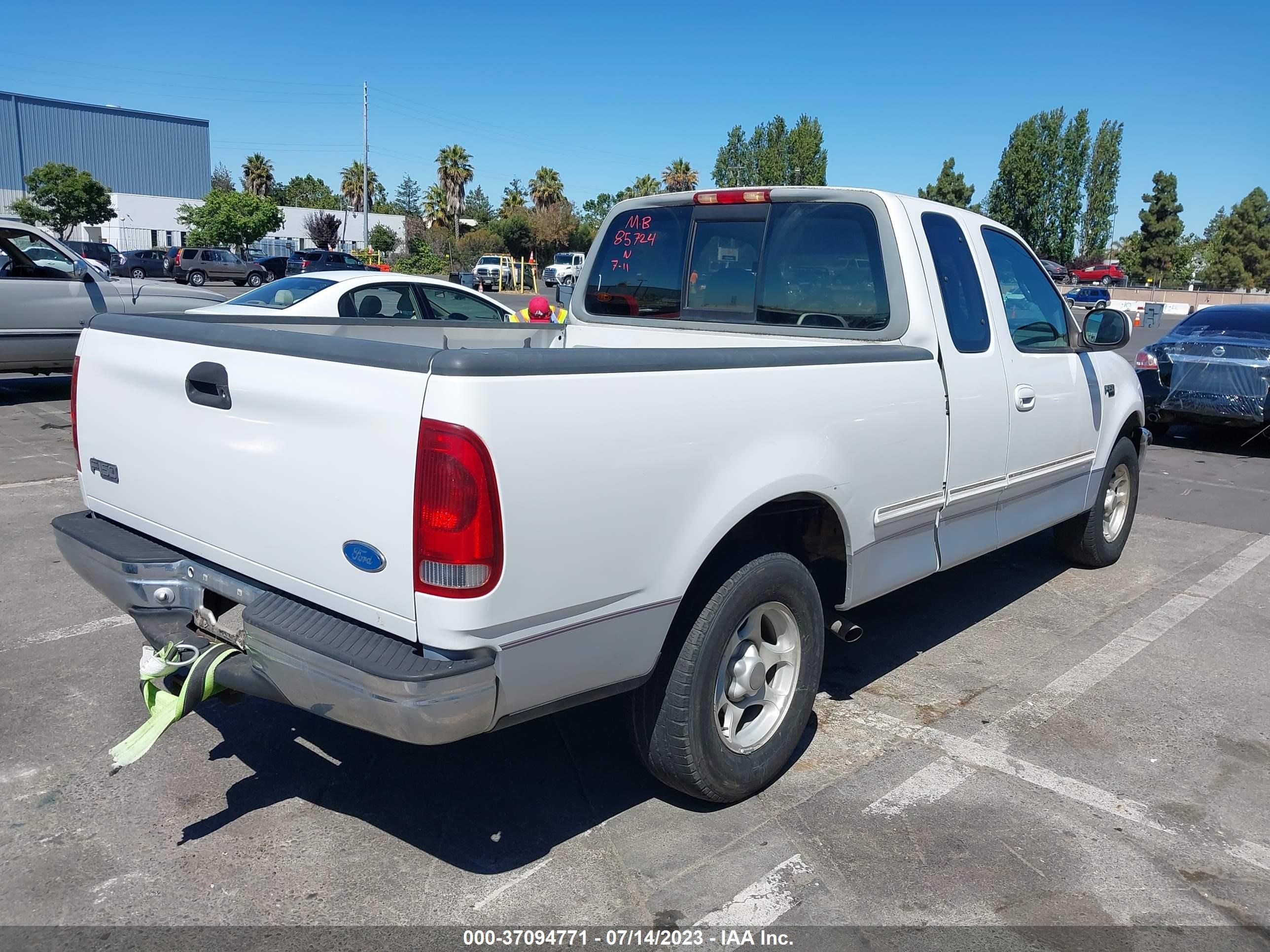 Photo 3 VIN: 1FTDX1768VKC86530 - FORD F-150 