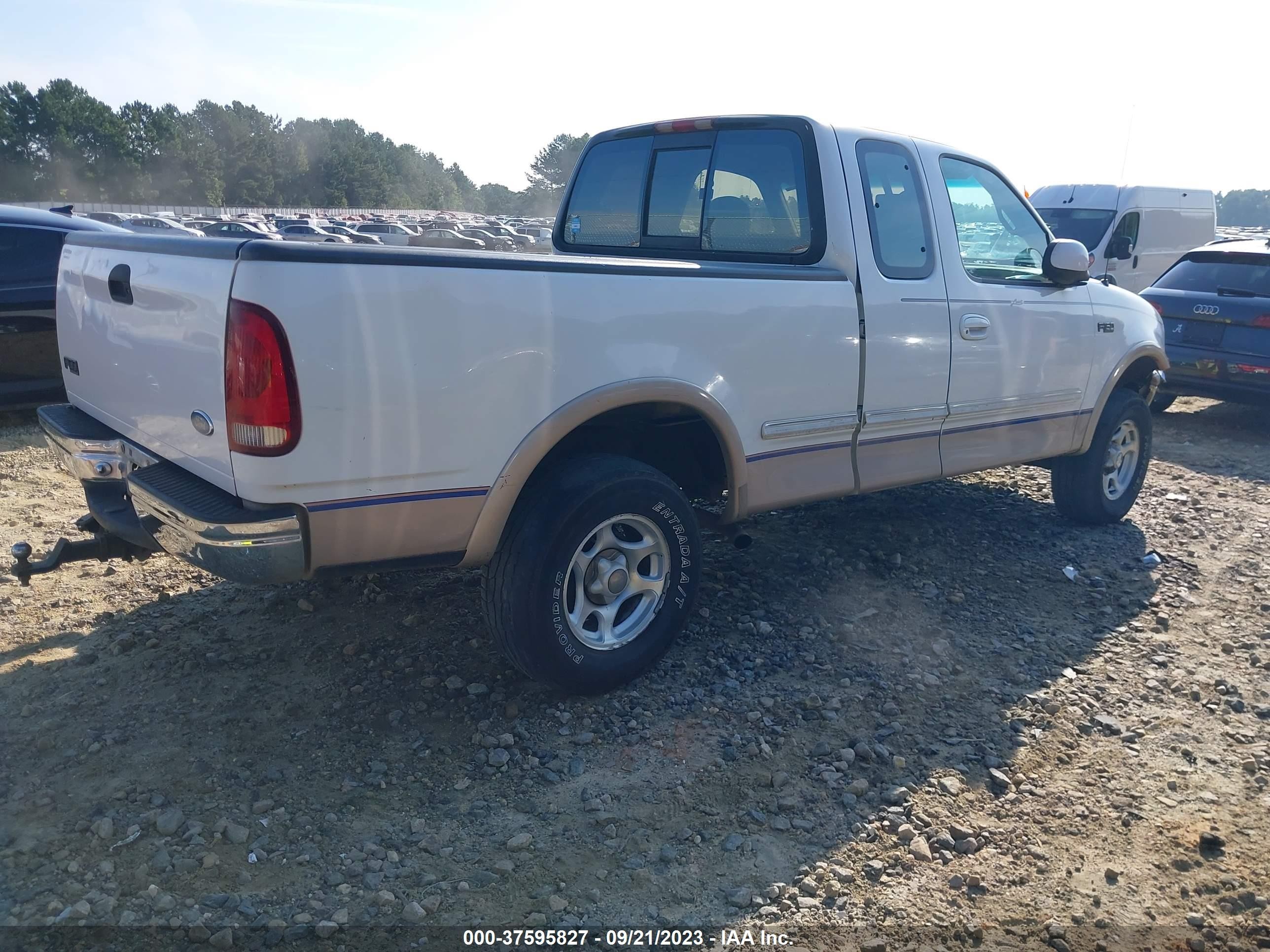 Photo 3 VIN: 1FTDX18W1VNC74331 - FORD F-150 