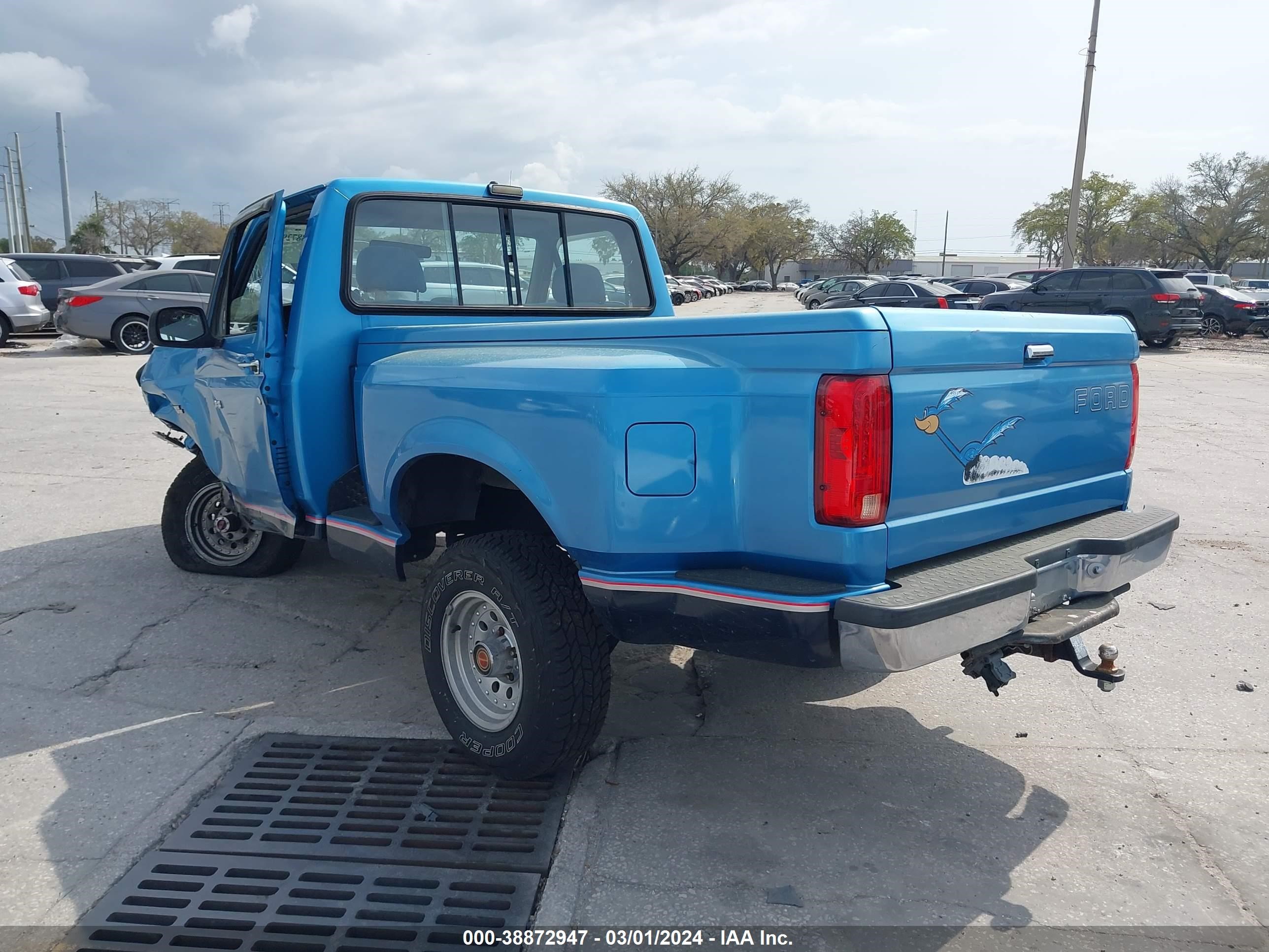 Photo 2 VIN: 1FTEF14H3NKB25855 - FORD F-150 