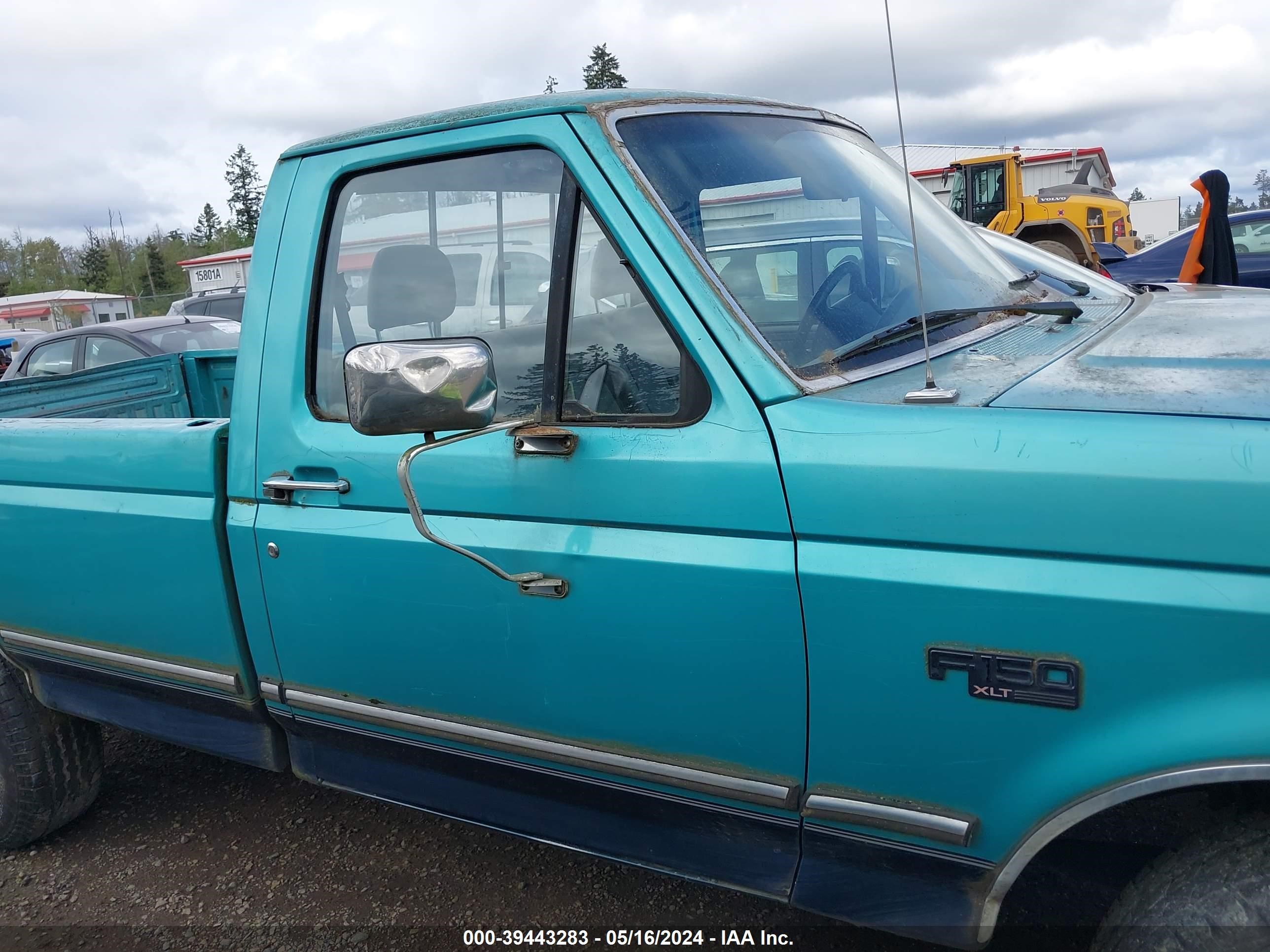 Photo 11 VIN: 1FTEF14HXRLB04727 - FORD F-150 