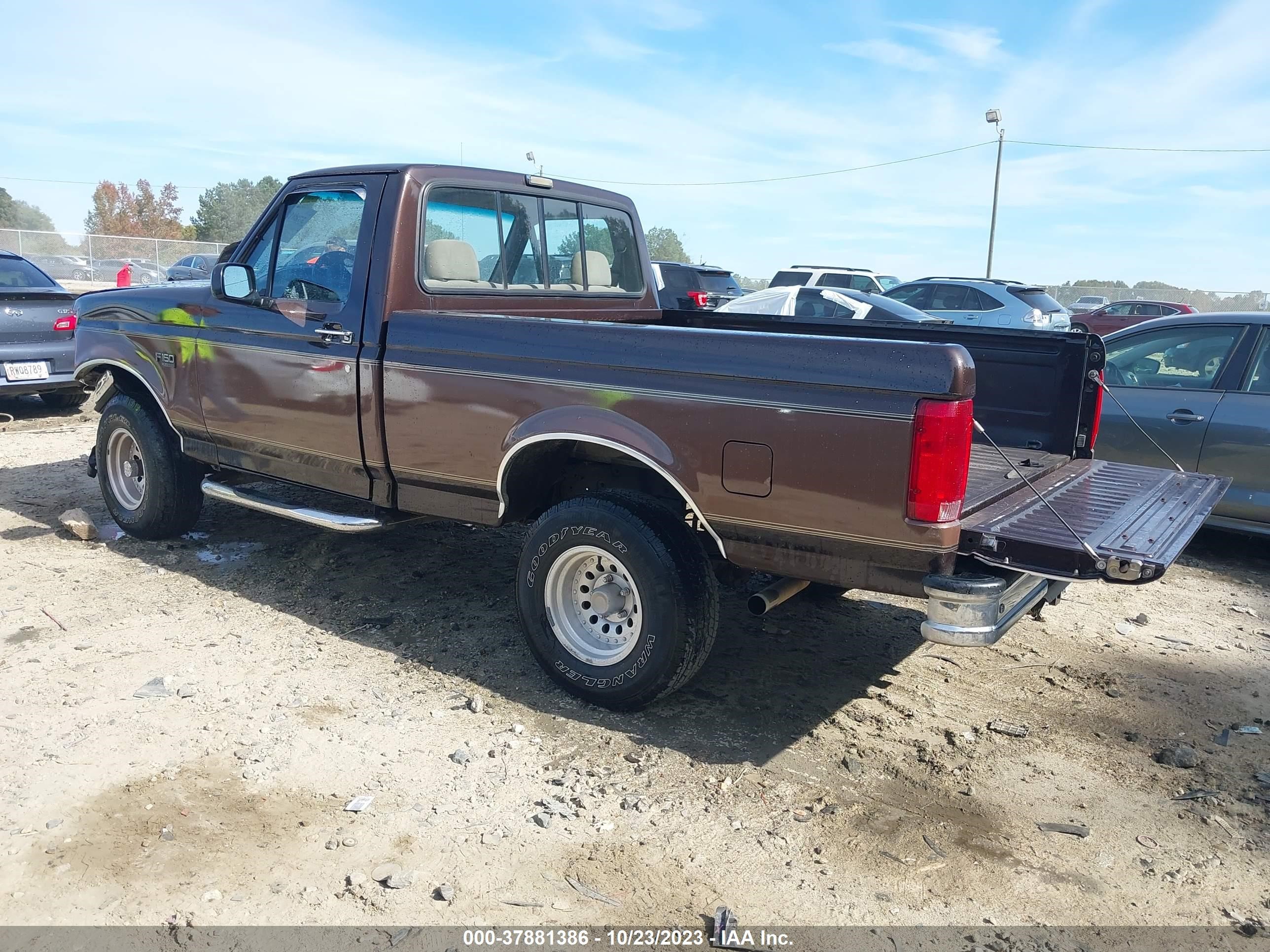 Photo 2 VIN: 1FTEF14N5PNB17585 - FORD F-150 