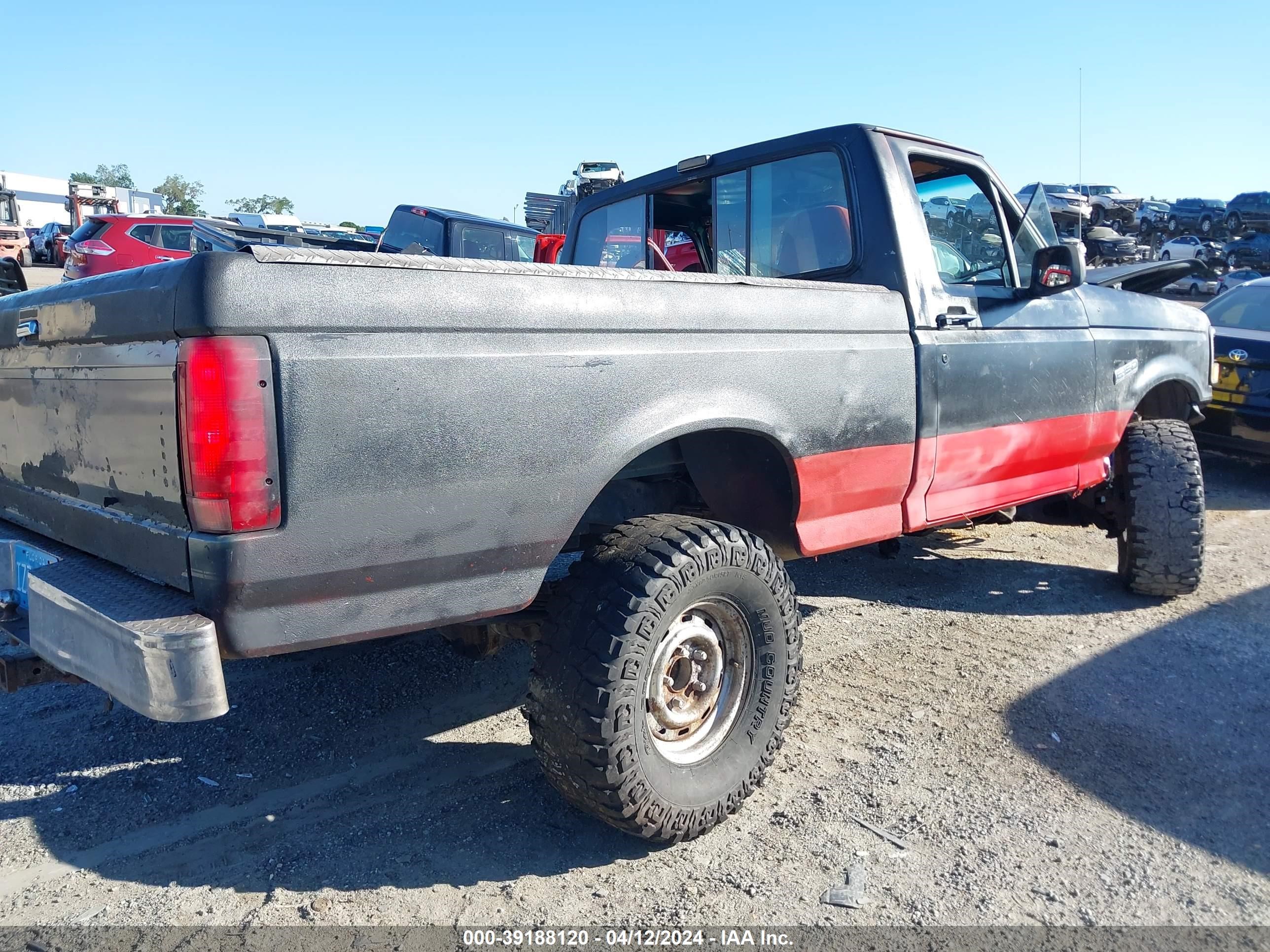 Photo 3 VIN: 1FTEF14N8PNA56913 - FORD F-150 