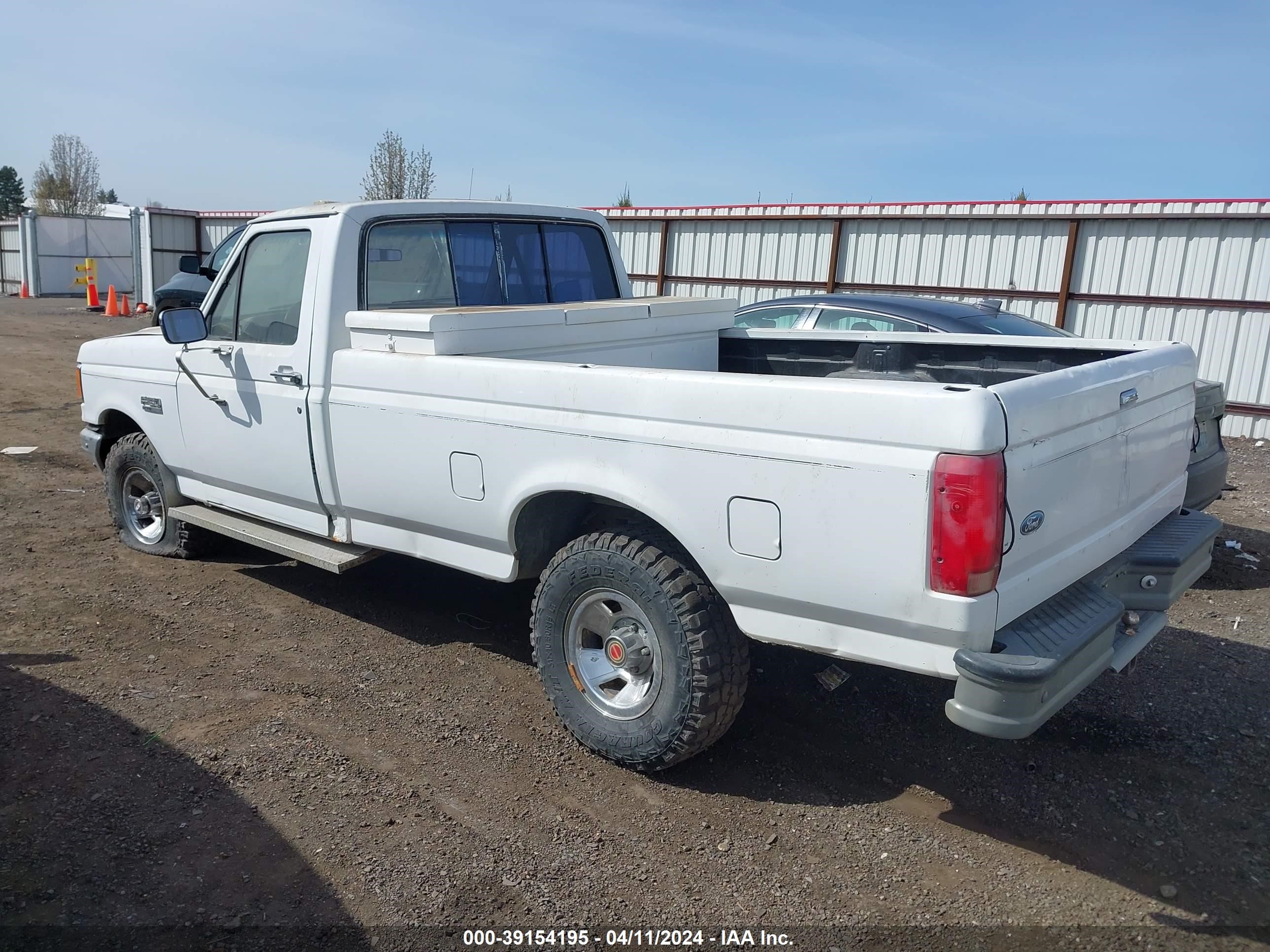 Photo 2 VIN: 1FTEF14Y7JPB45572 - FORD F-150 