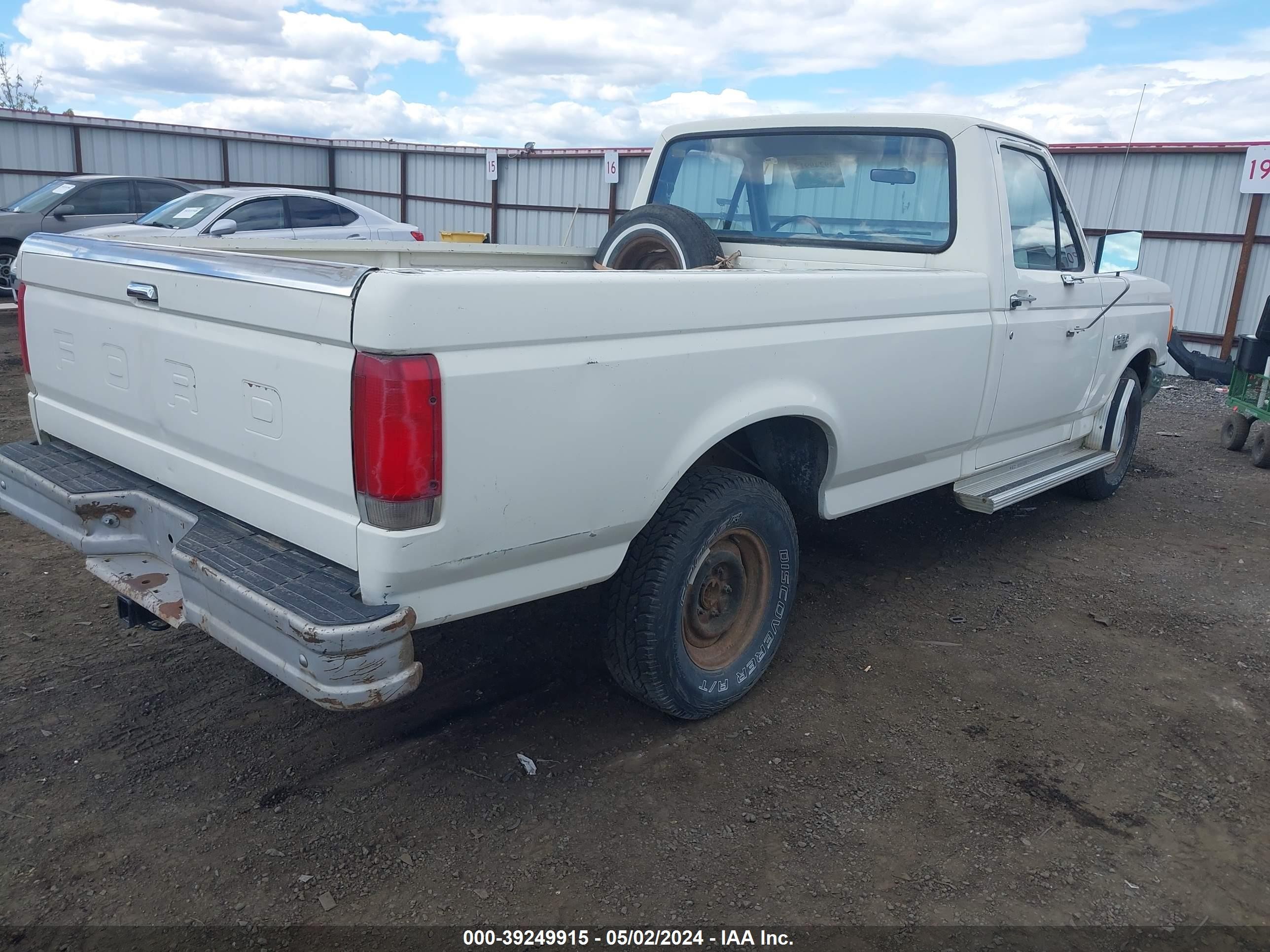 Photo 3 VIN: 1FTEF15N4JPA65747 - FORD F-150 