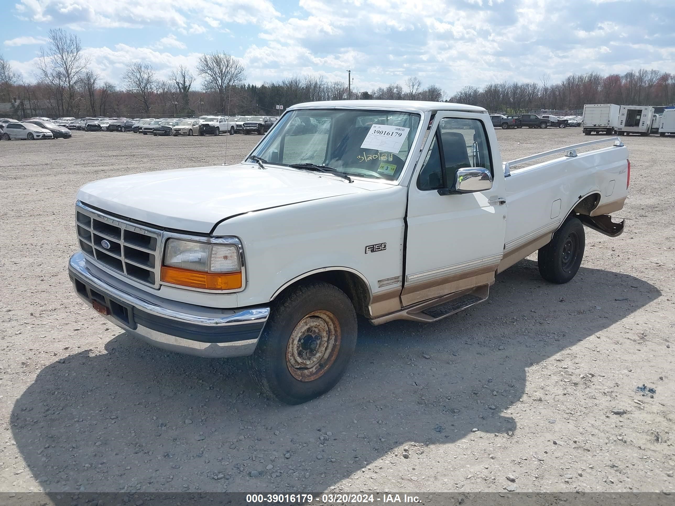 Photo 1 VIN: 1FTEF15N6TNA16838 - FORD F-150 