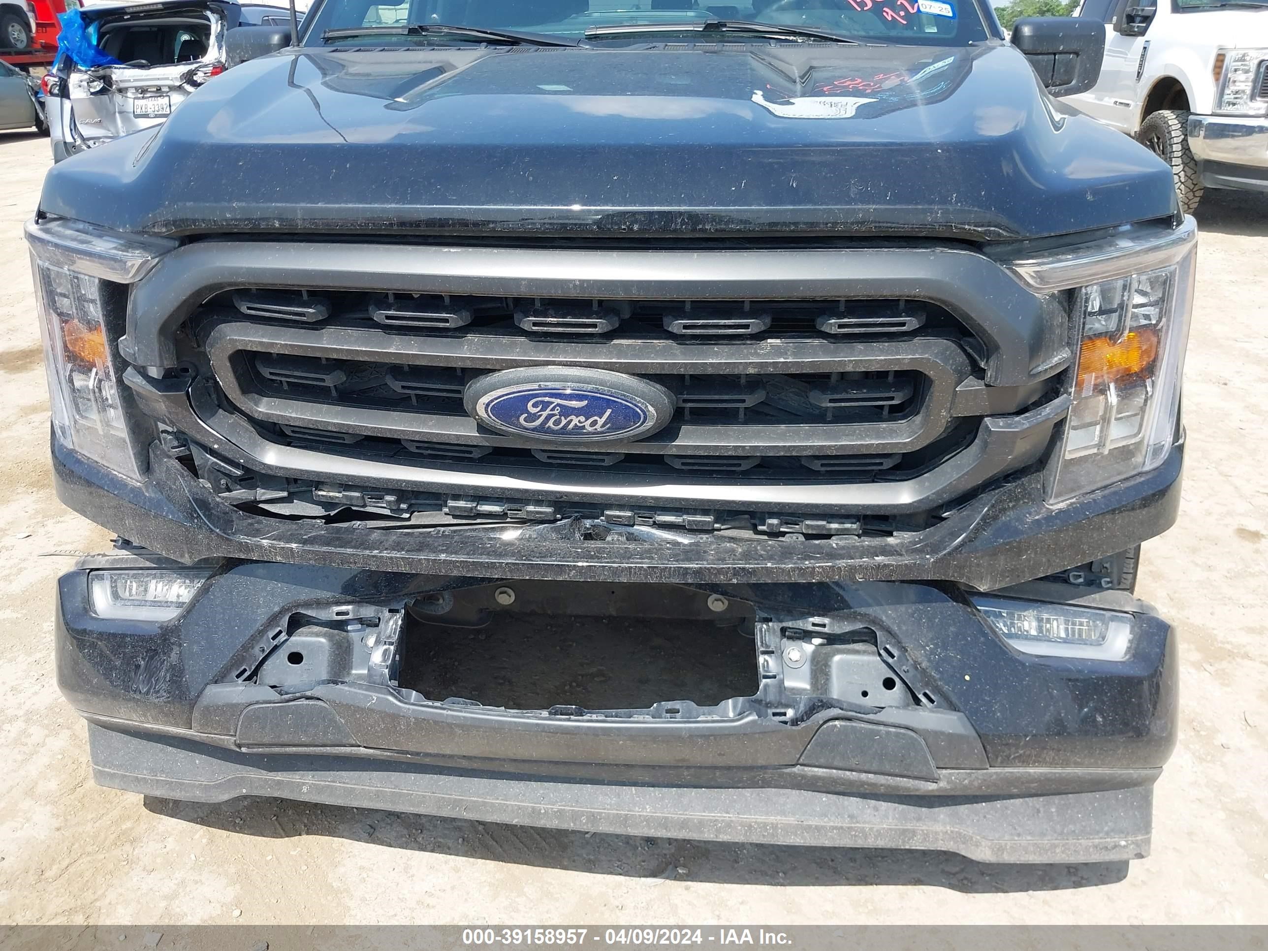 Photo 5 VIN: 1FTEW1C51PFC28095 - FORD F-150 