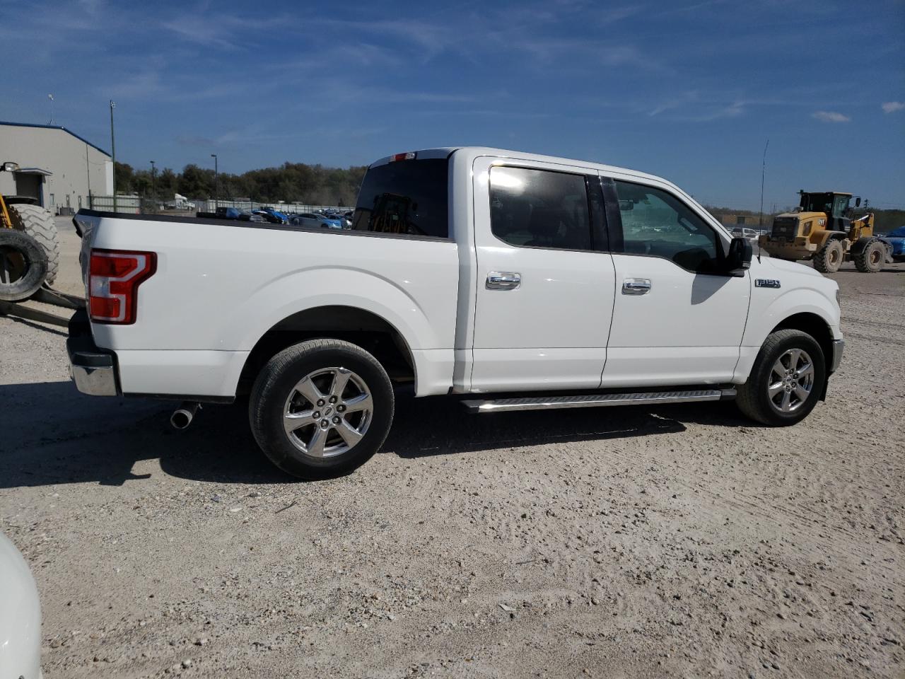 Photo 2 VIN: 1FTEW1C53JFC60828 - FORD F-150 