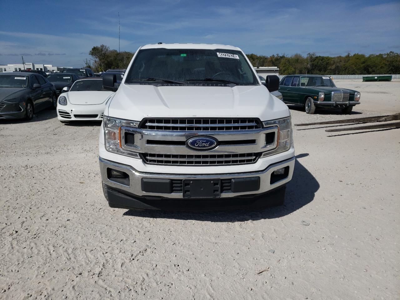 Photo 4 VIN: 1FTEW1C53JFC60828 - FORD F-150 