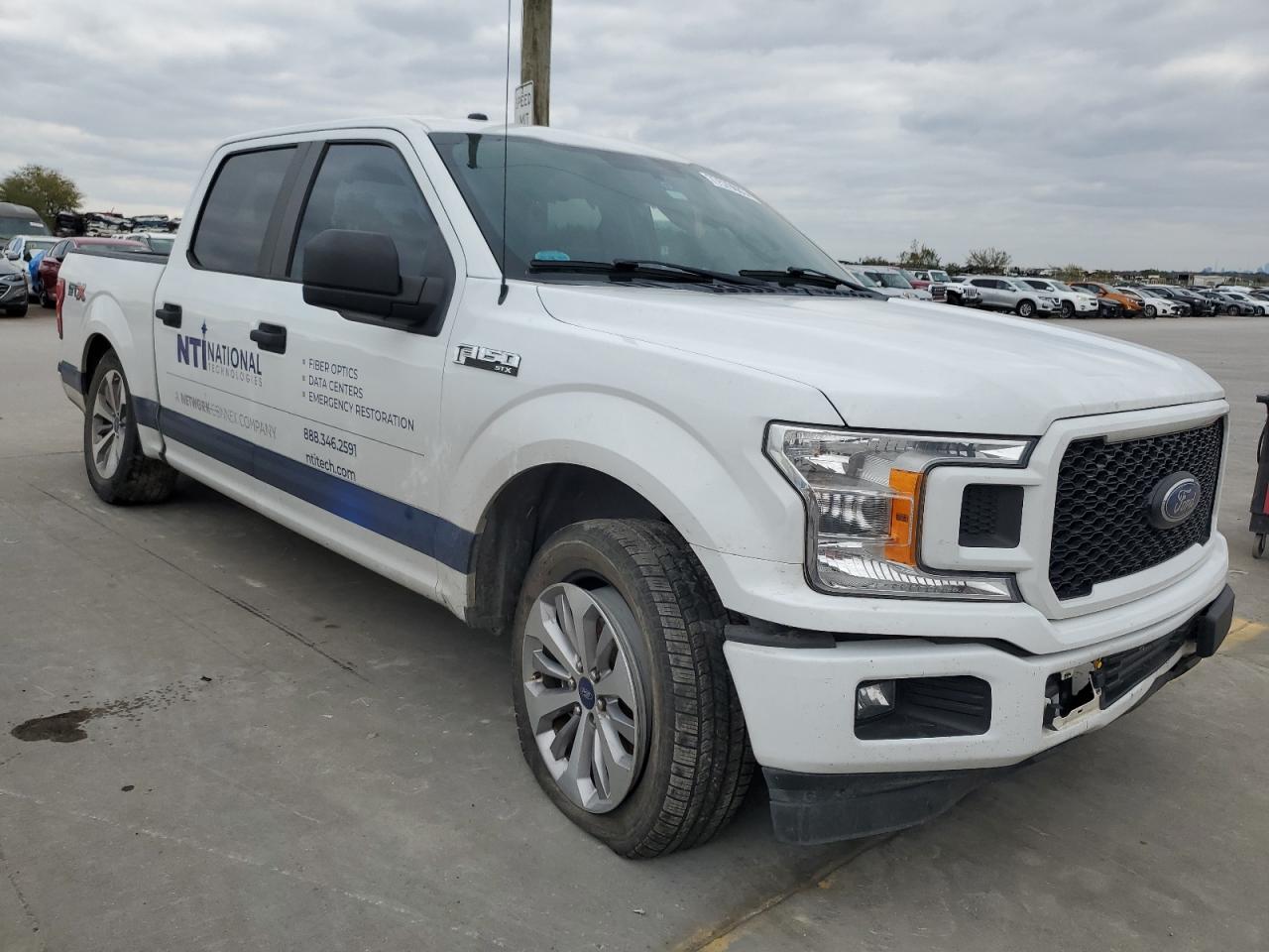 Photo 3 VIN: 1FTEW1C53JFC91464 - FORD F-150 