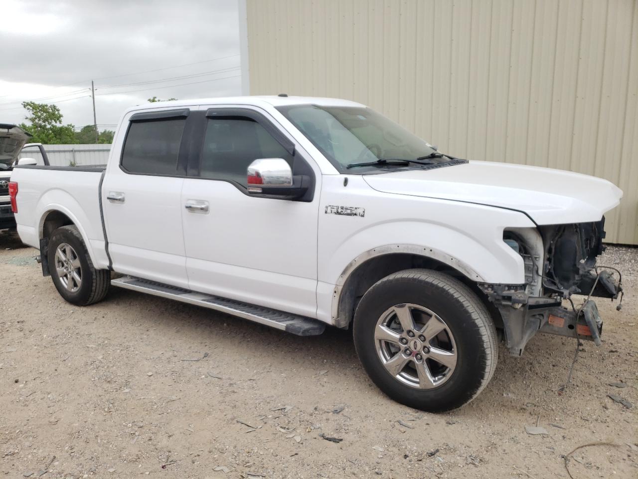 Photo 3 VIN: 1FTEW1C54JKE39323 - FORD F-150 