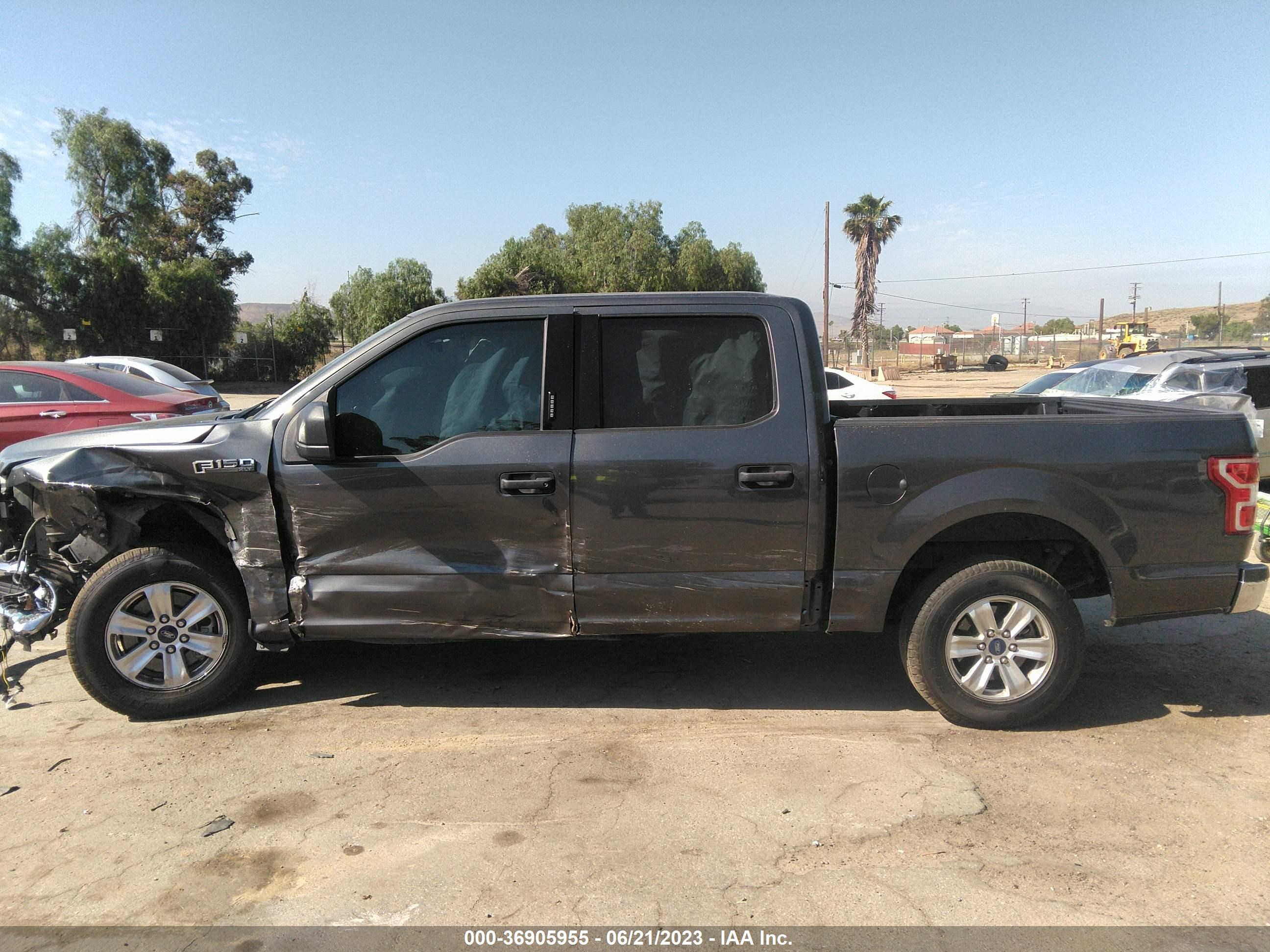 Photo 13 VIN: 1FTEW1C56KKC39643 - FORD F-150 