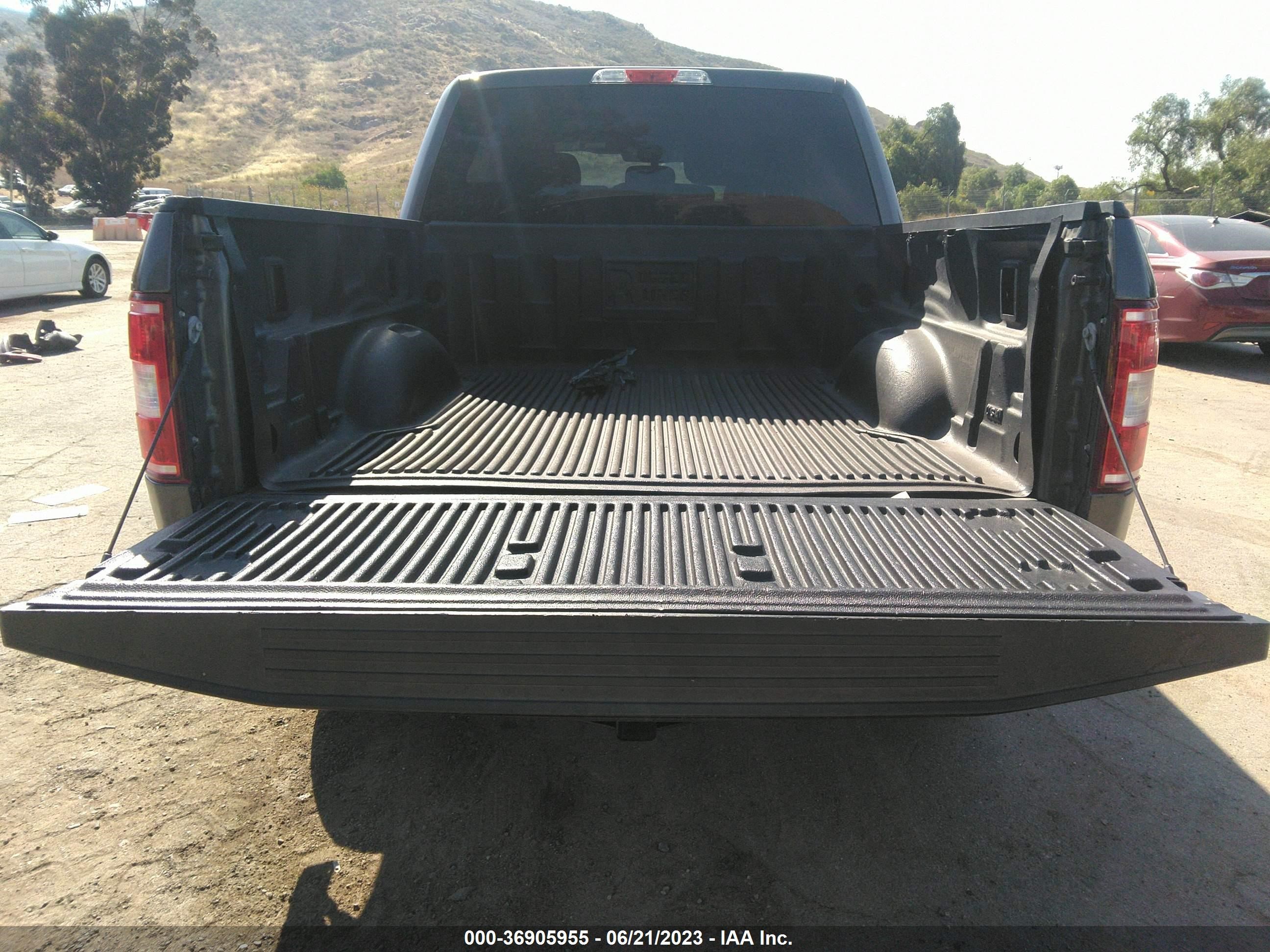 Photo 15 VIN: 1FTEW1C56KKC39643 - FORD F-150 