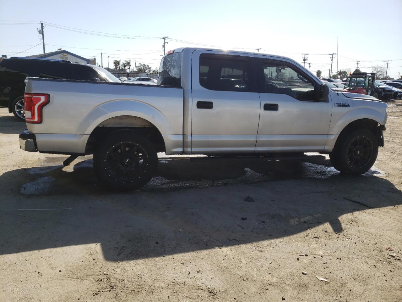 Photo 2 VIN: 1FTEW1C82HKC35446 - FORD F-150 