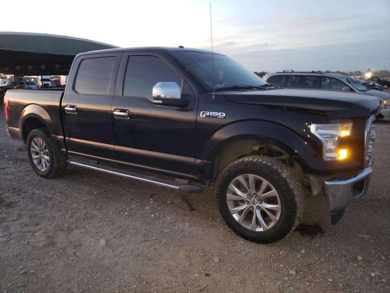 Photo 3 VIN: 1FTEW1CF1GKE92952 - FORD F-150 