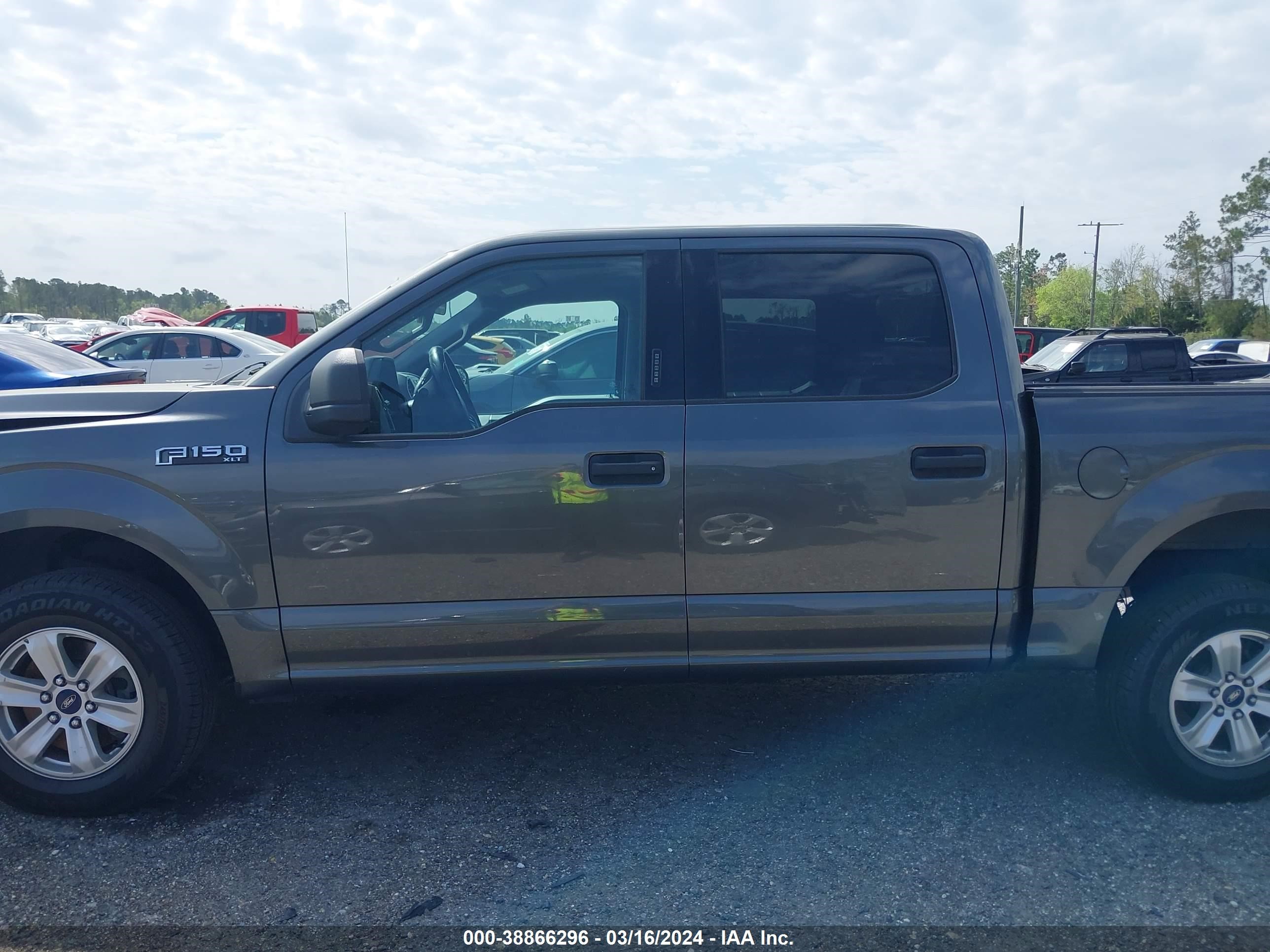 Photo 13 VIN: 1FTEW1CFXHFB34551 - FORD F-150 