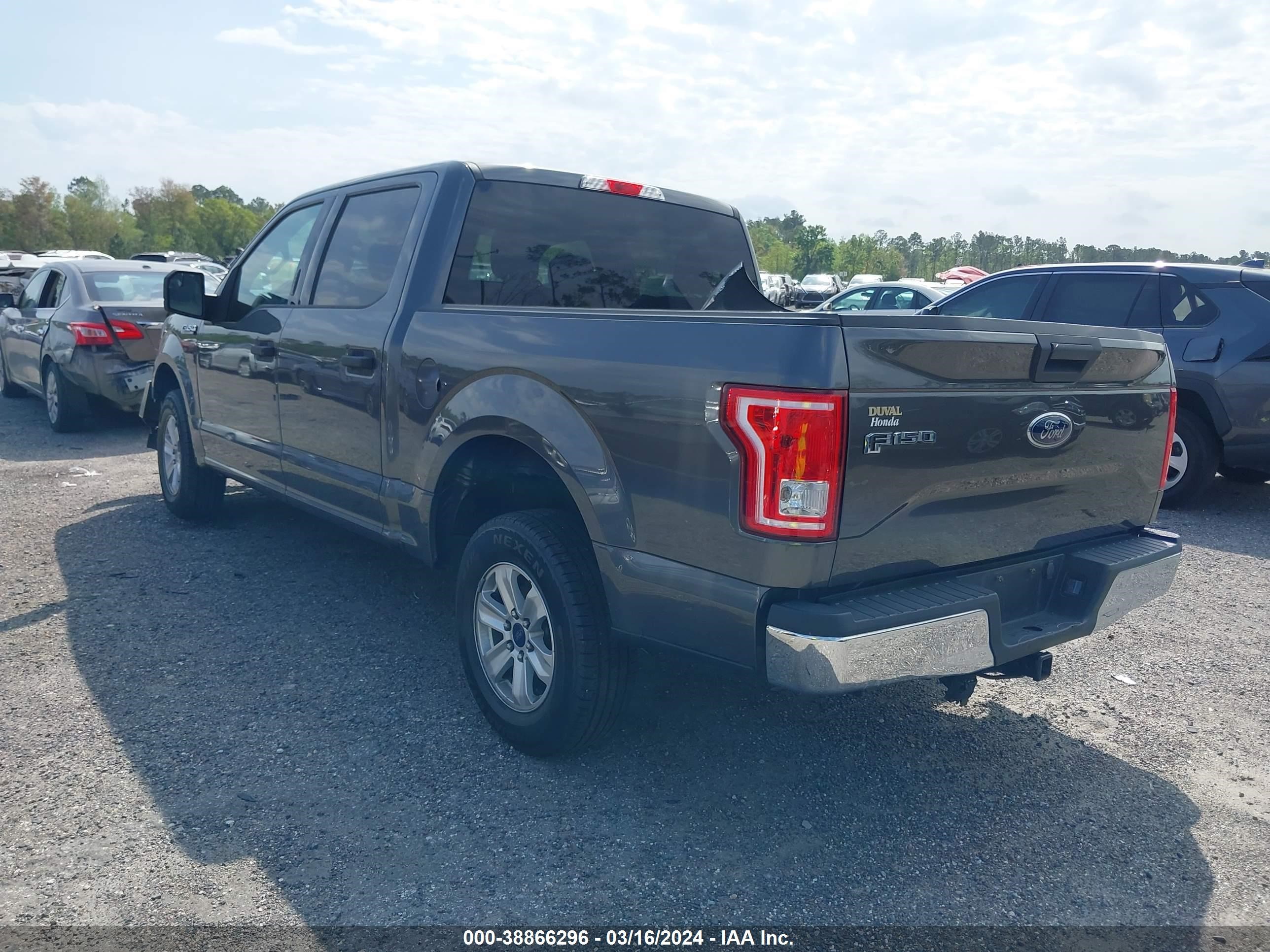 Photo 2 VIN: 1FTEW1CFXHFB34551 - FORD F-150 