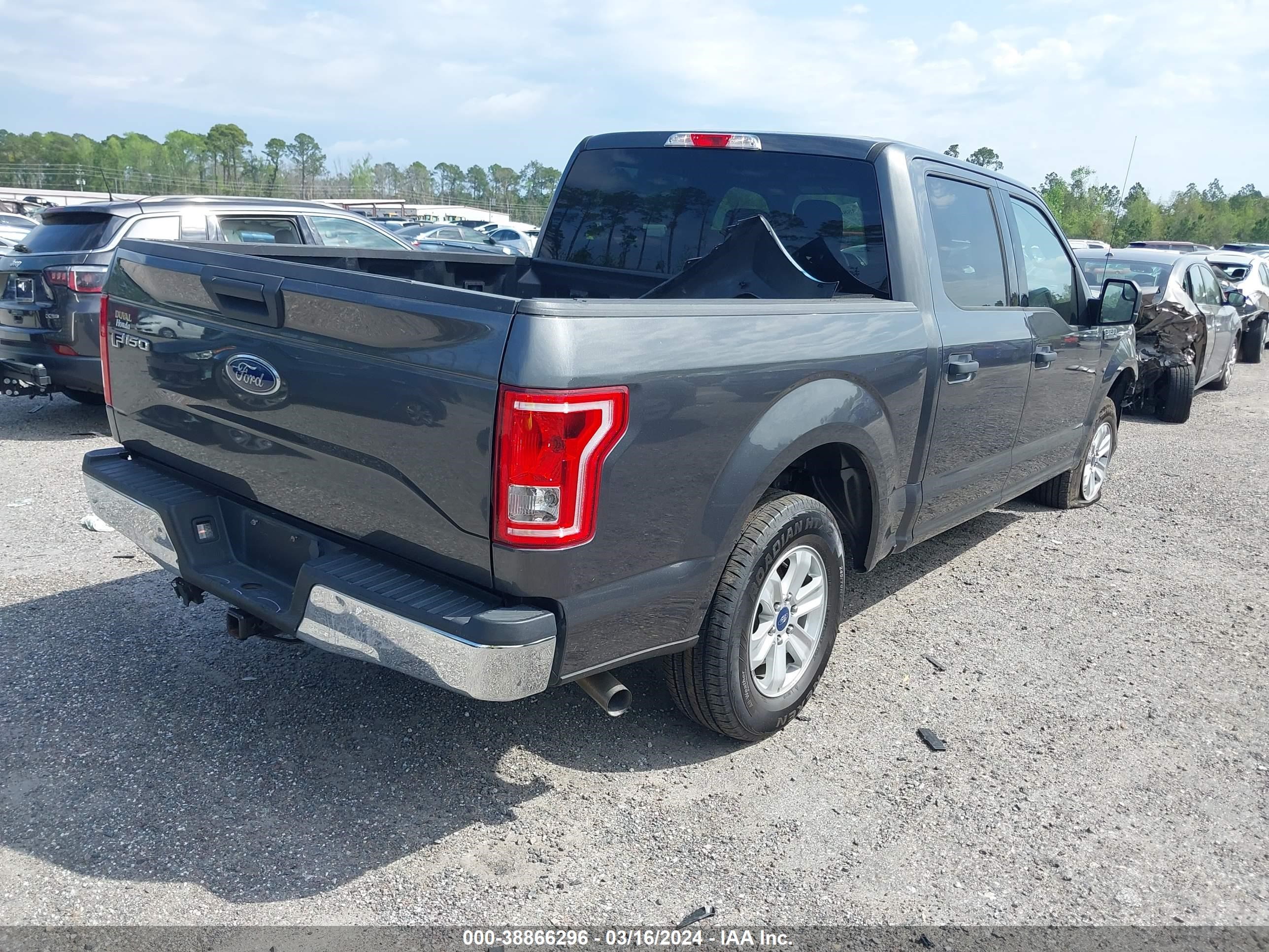 Photo 3 VIN: 1FTEW1CFXHFB34551 - FORD F-150 