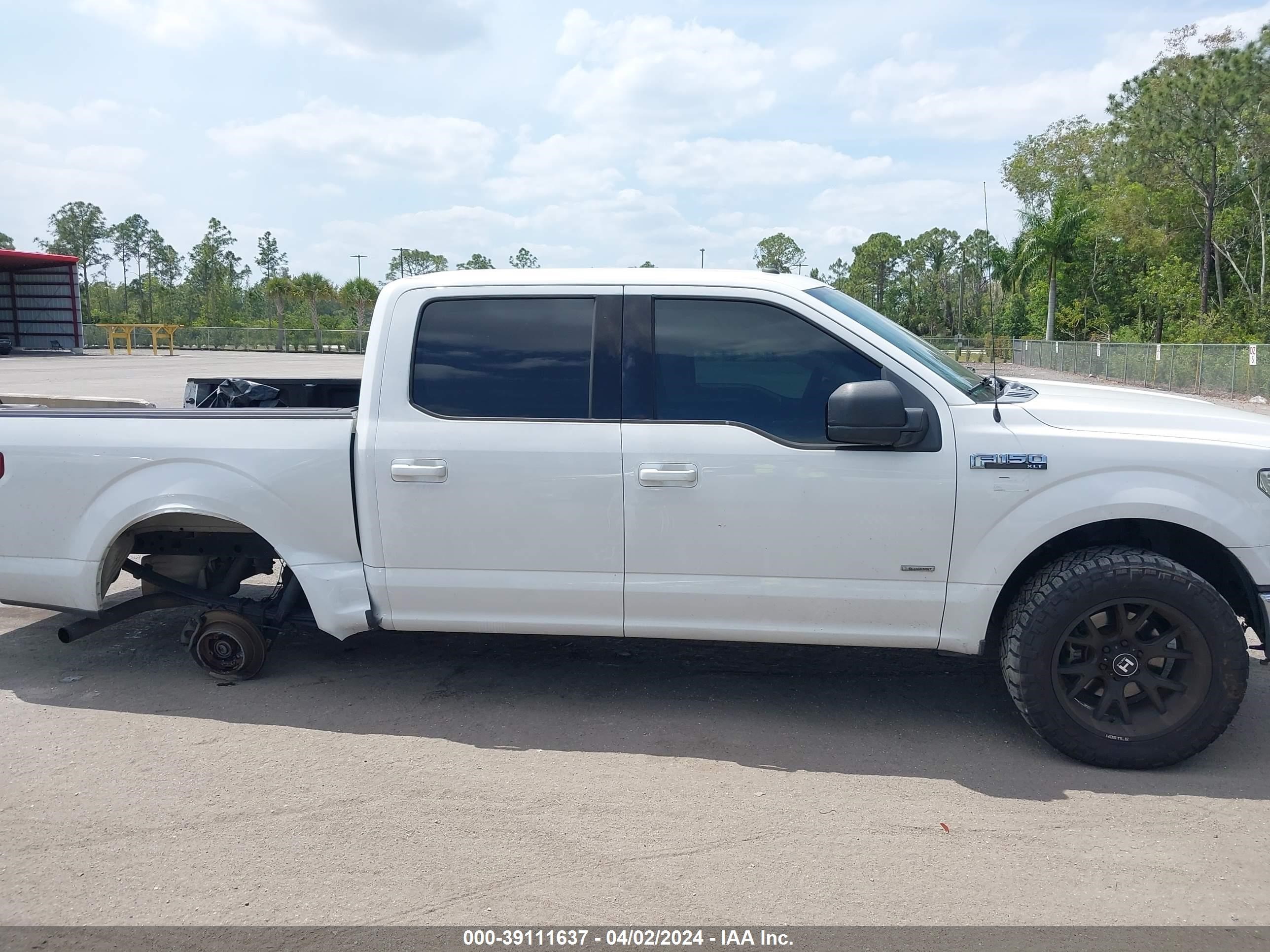 Photo 13 VIN: 1FTEW1CG4HFA75392 - FORD F-150 