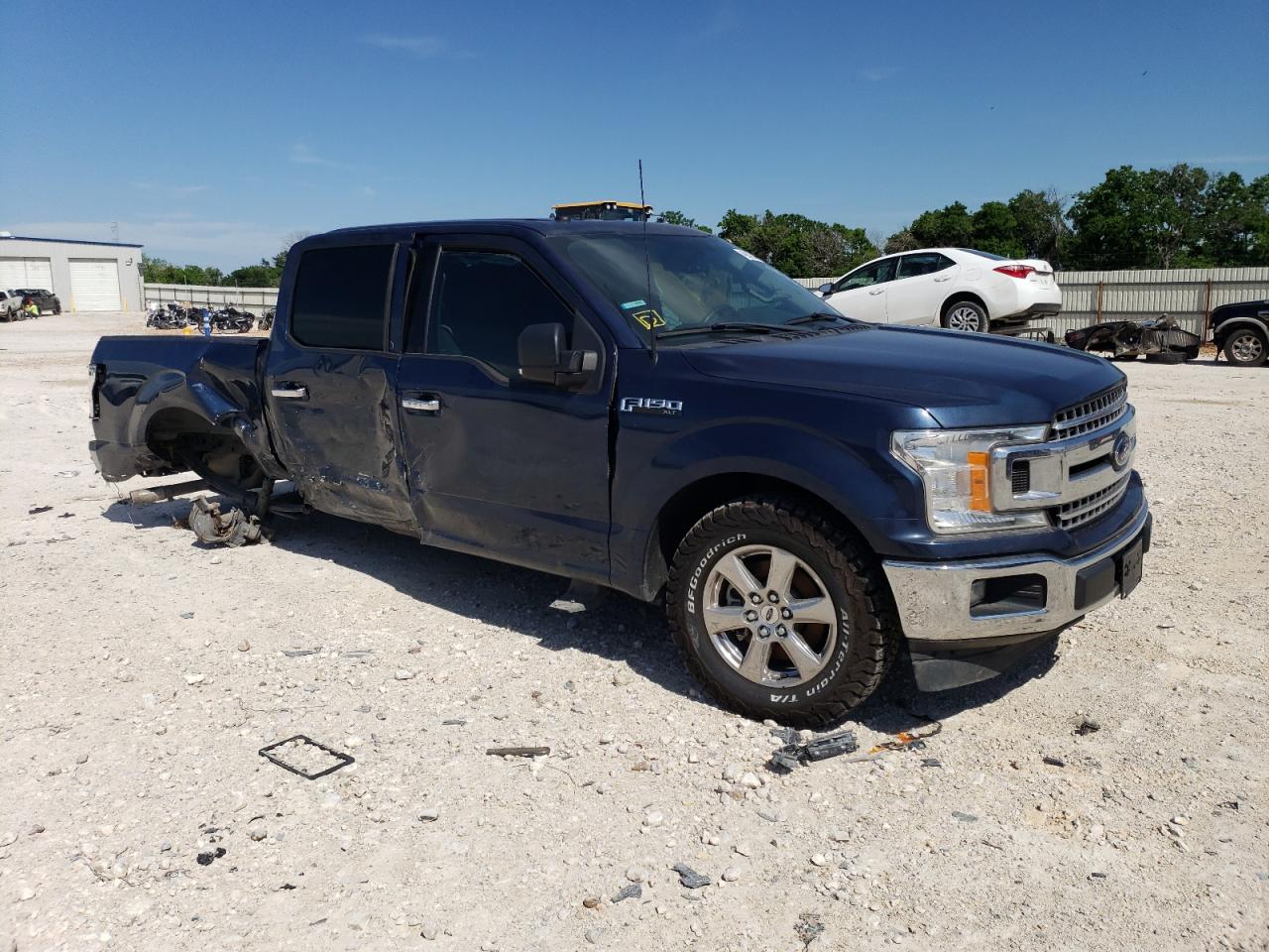 Photo 3 VIN: 1FTEW1CG8JFD42880 - FORD F-150 